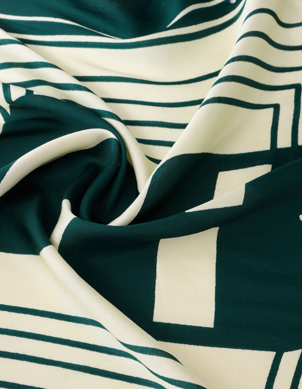 Sporty Text Schal Gr&uuml;n SHOEBY ACCESSOIRES