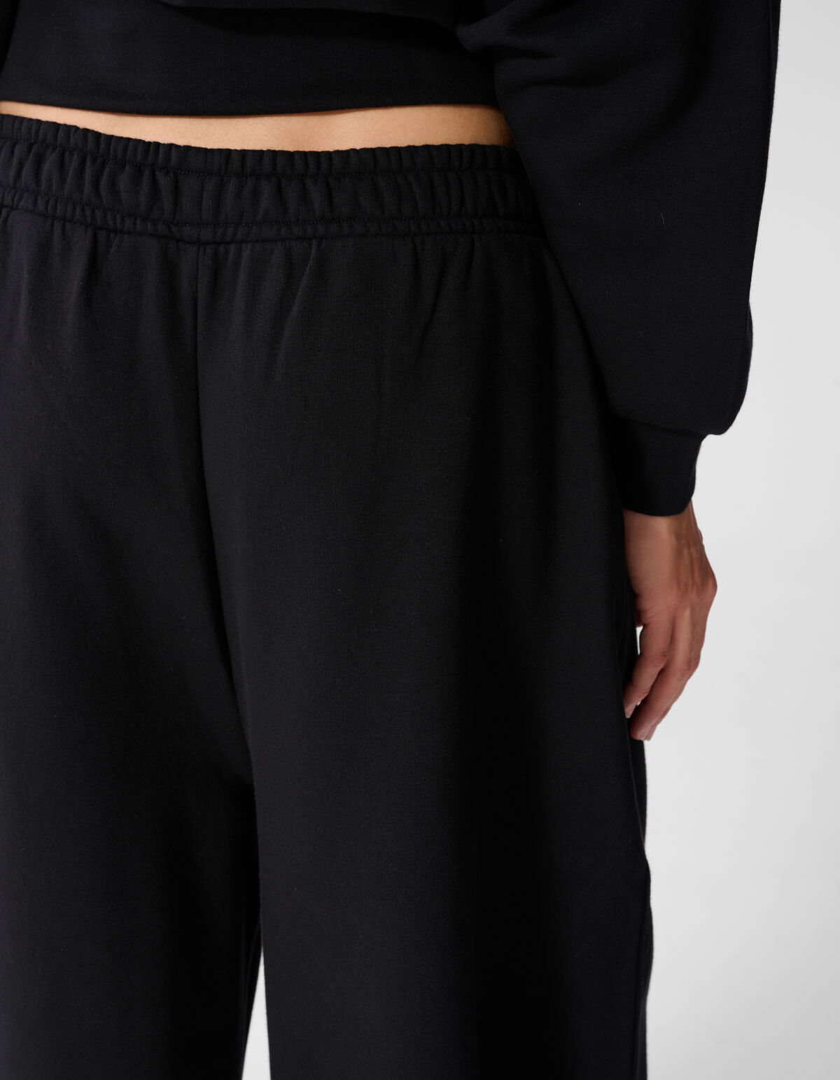 Loose Fit Sweathose Schwarz SHOEBY WOMEN