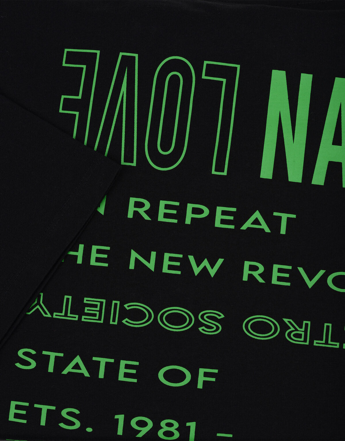 Love Nation Tee EKSEPT