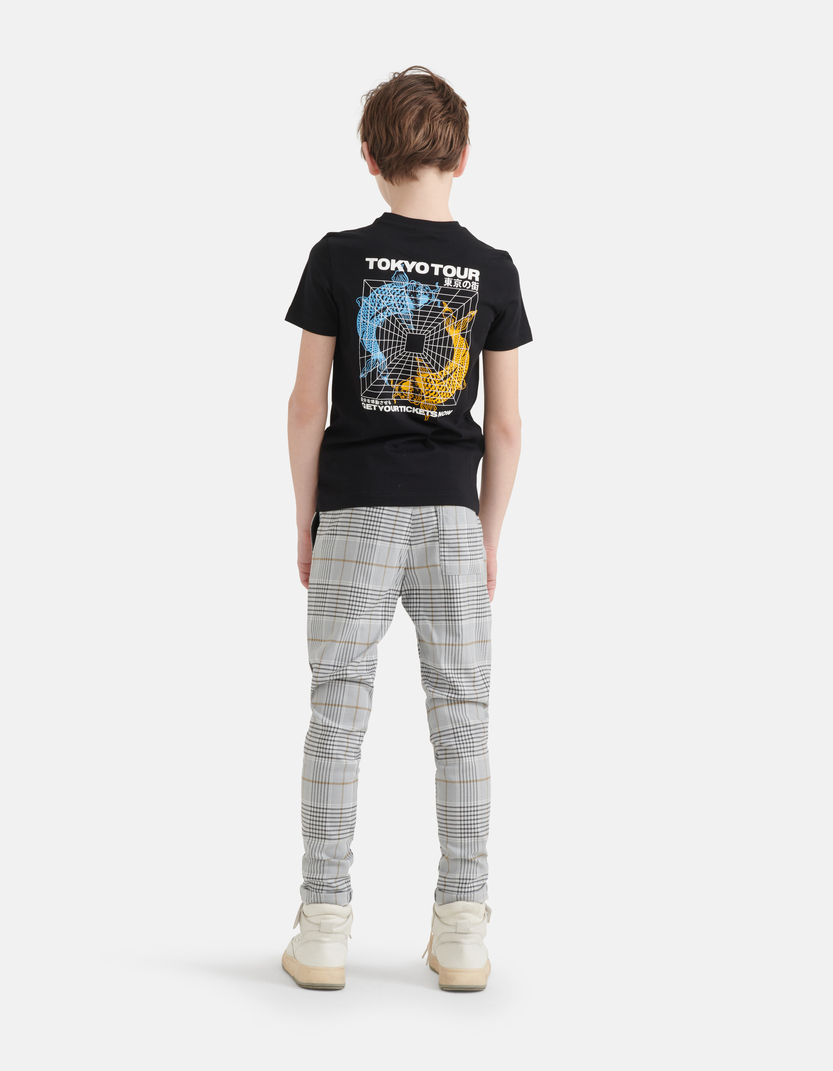 Grafisches Artwork T-Shirt Schwarz SHOEBY BOYS