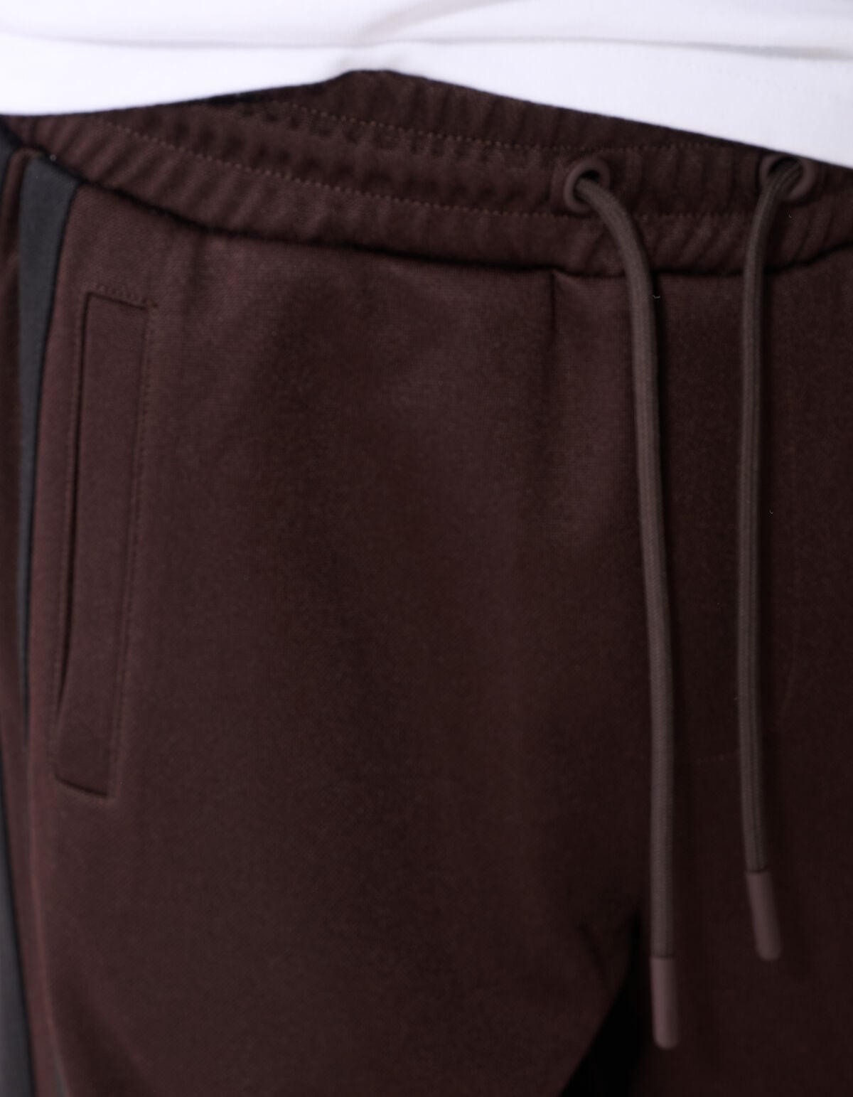 Track Wide Leg Fit Hose Dunkelbraun SHOEBY BOYS