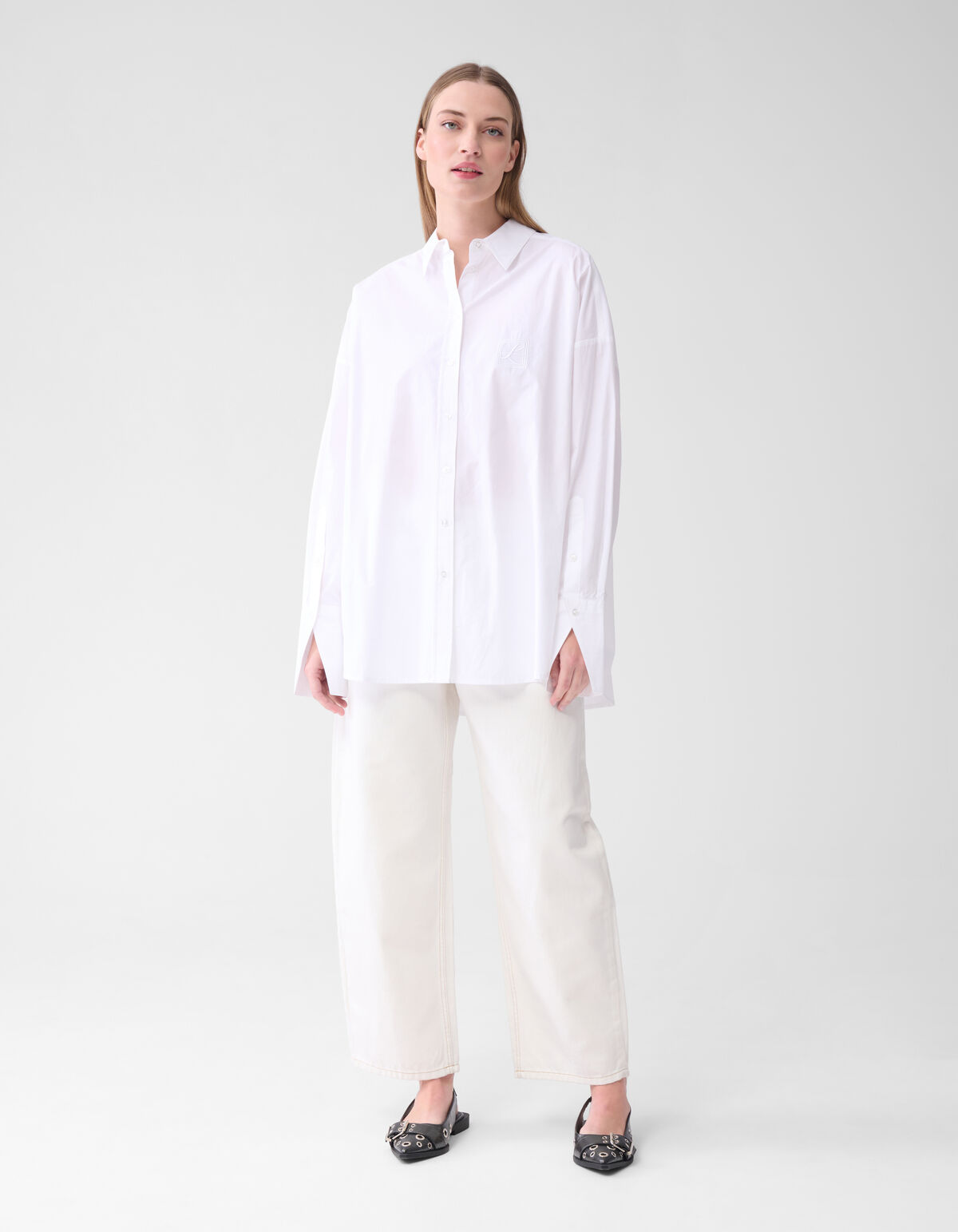 Übergroße Bluse mit Stickerei Weiß By Lonneke SHOEBY WOMEN