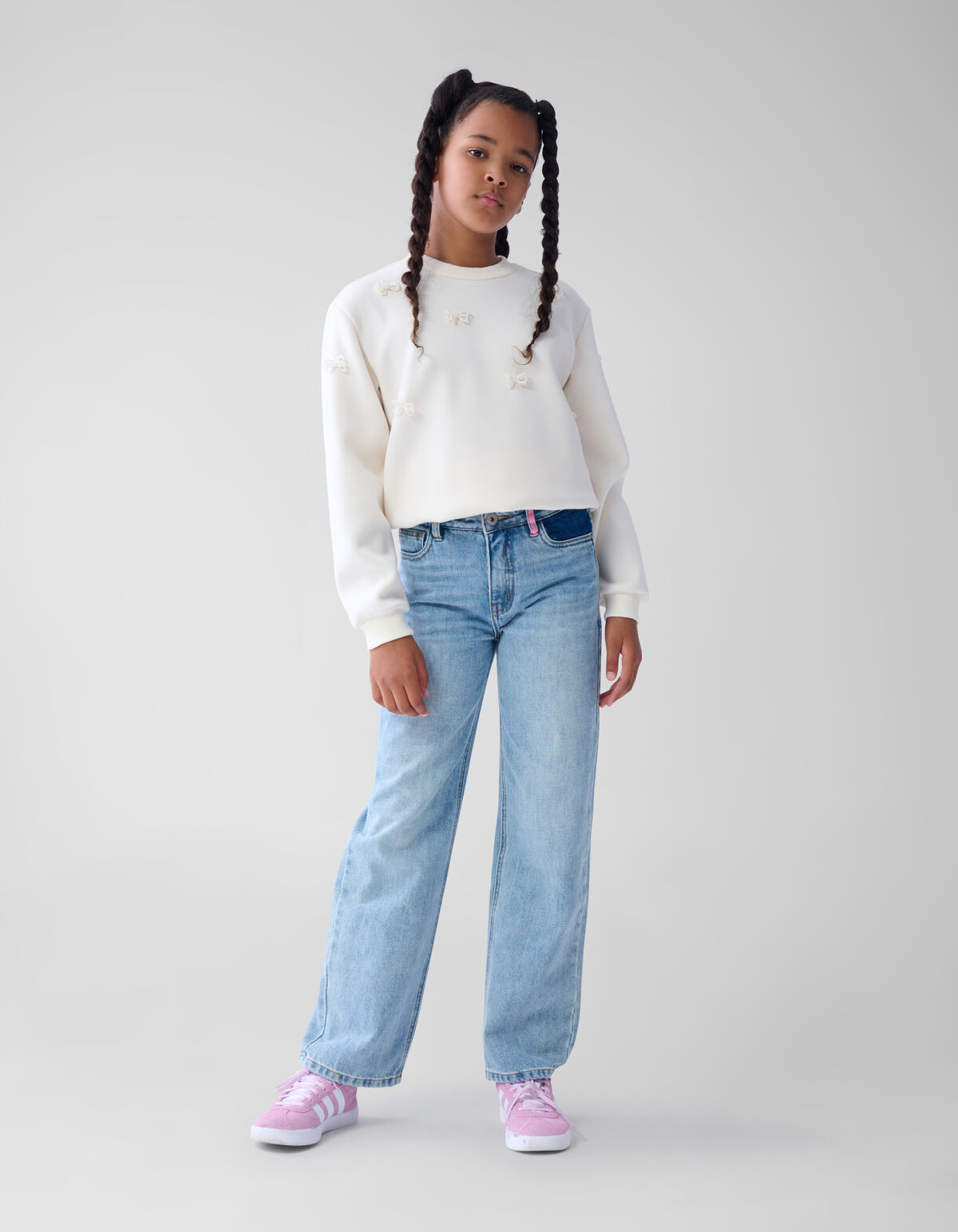 Straight Fit Jeans Gebleicht SHOEBY GIRLS