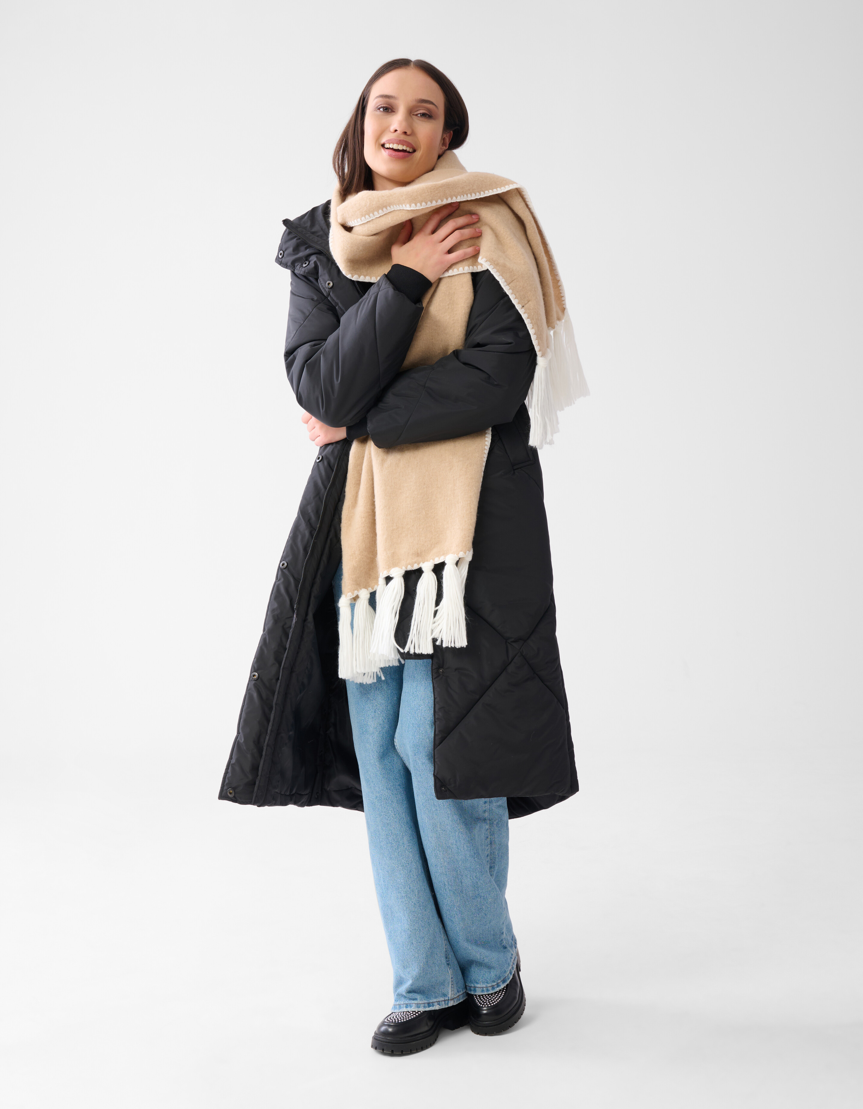 Genähter Schal Beige SHOEBY ACCESSOIRES