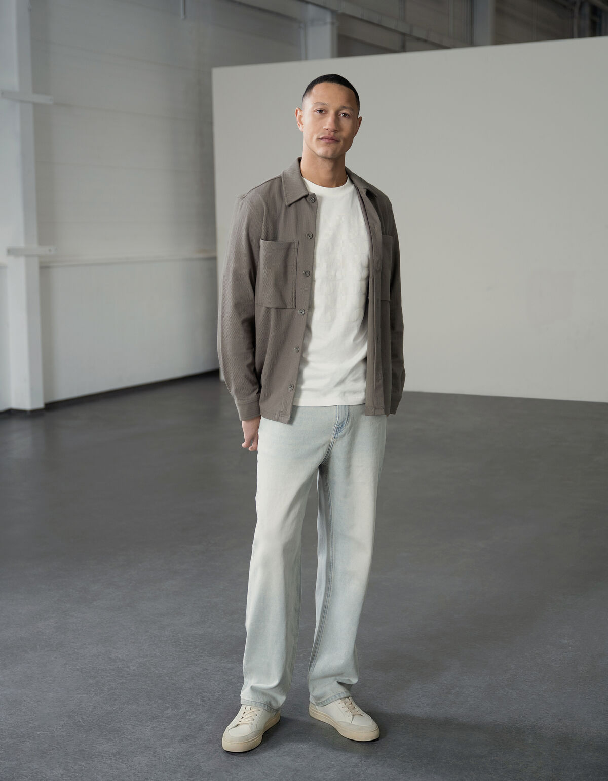 Baggy Fit Jeans Gebleicht L34 SHOEBY MEN