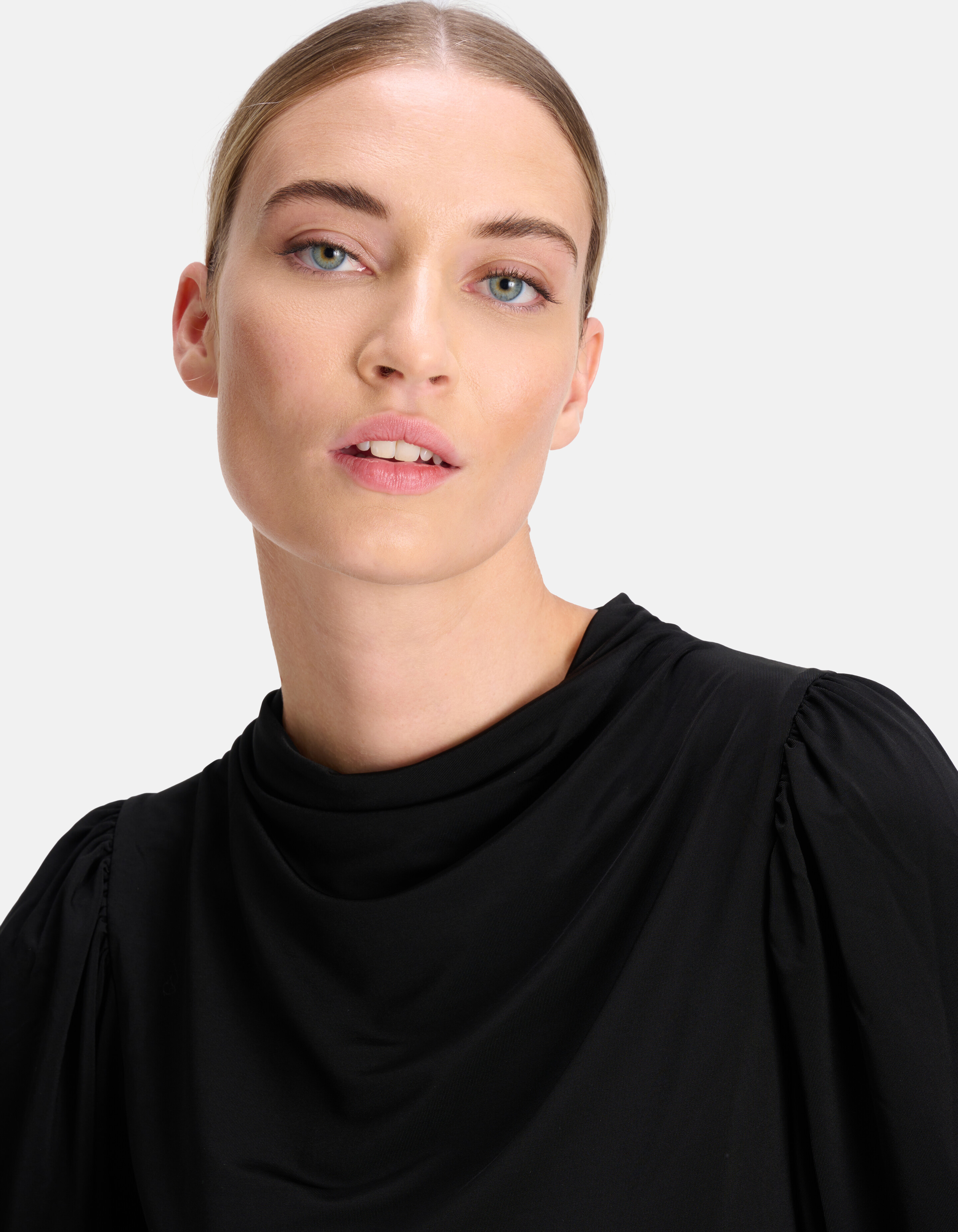 Wasserfall-Top Schwarz By Mieke SHOEBY WOMEN