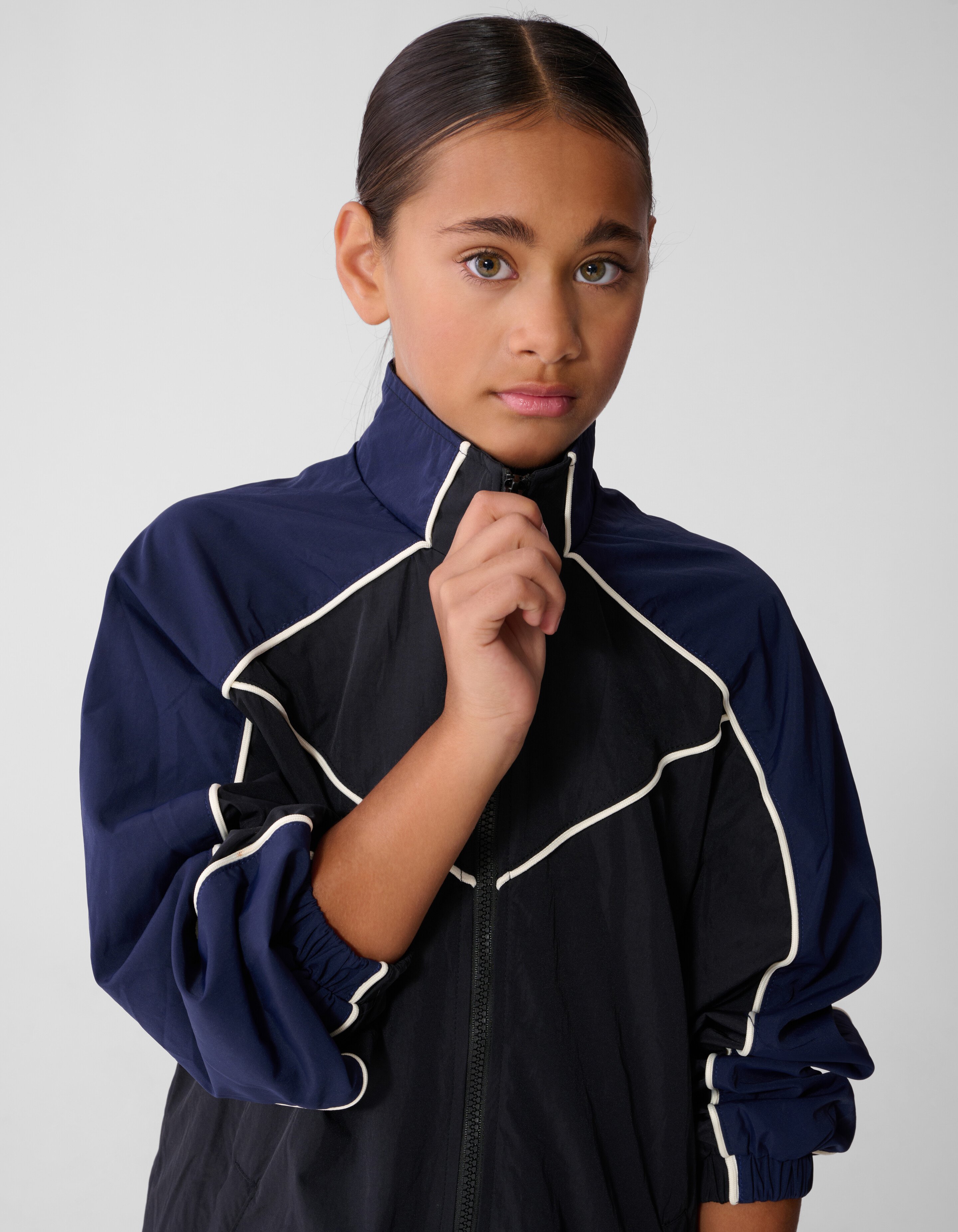Relaxed Fit Tech Kleid Dunkelblau/Schwarz SHOEBY GIRLS