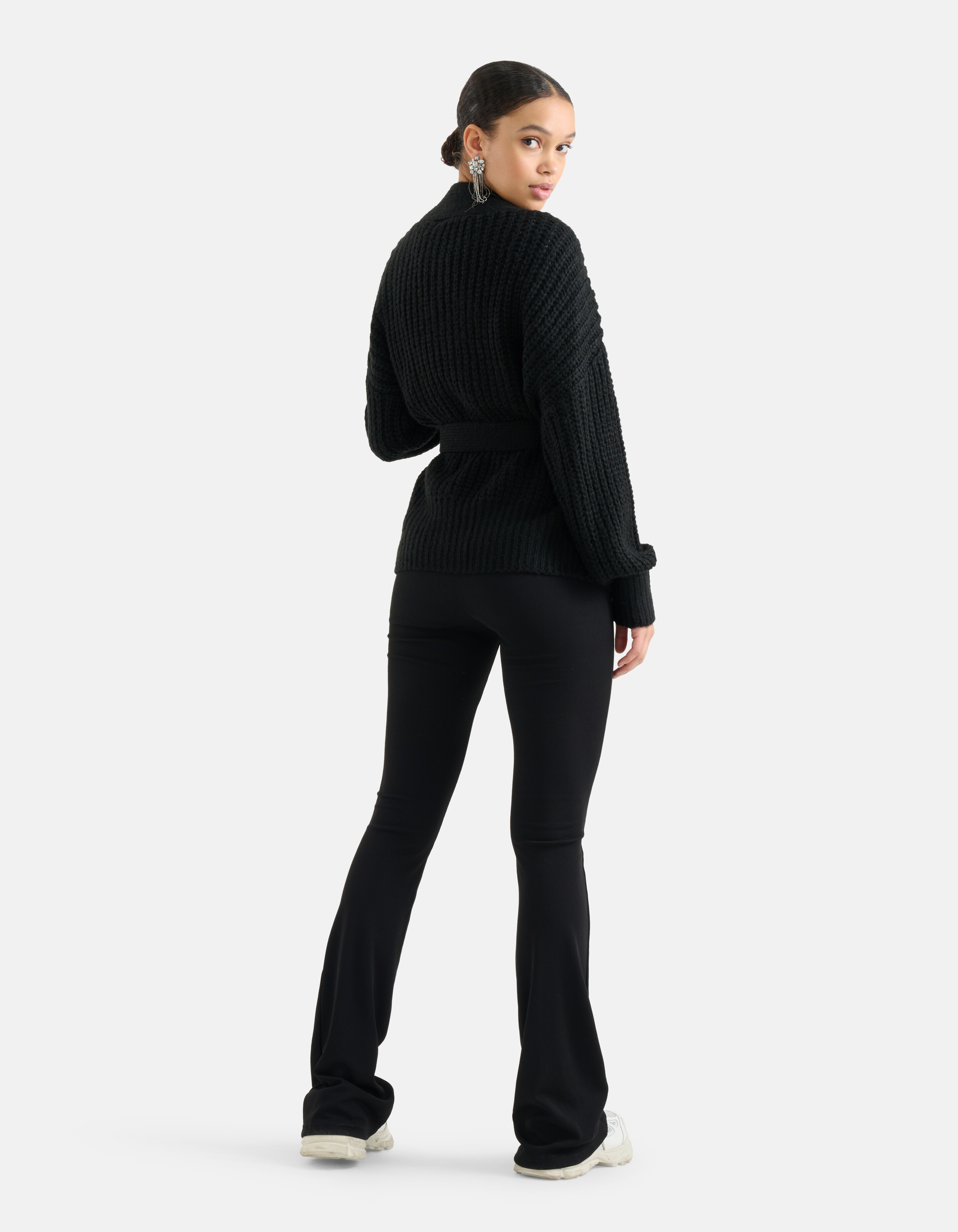 Strickjacke mit Gürtel Schwarz SHOEBY WOMEN