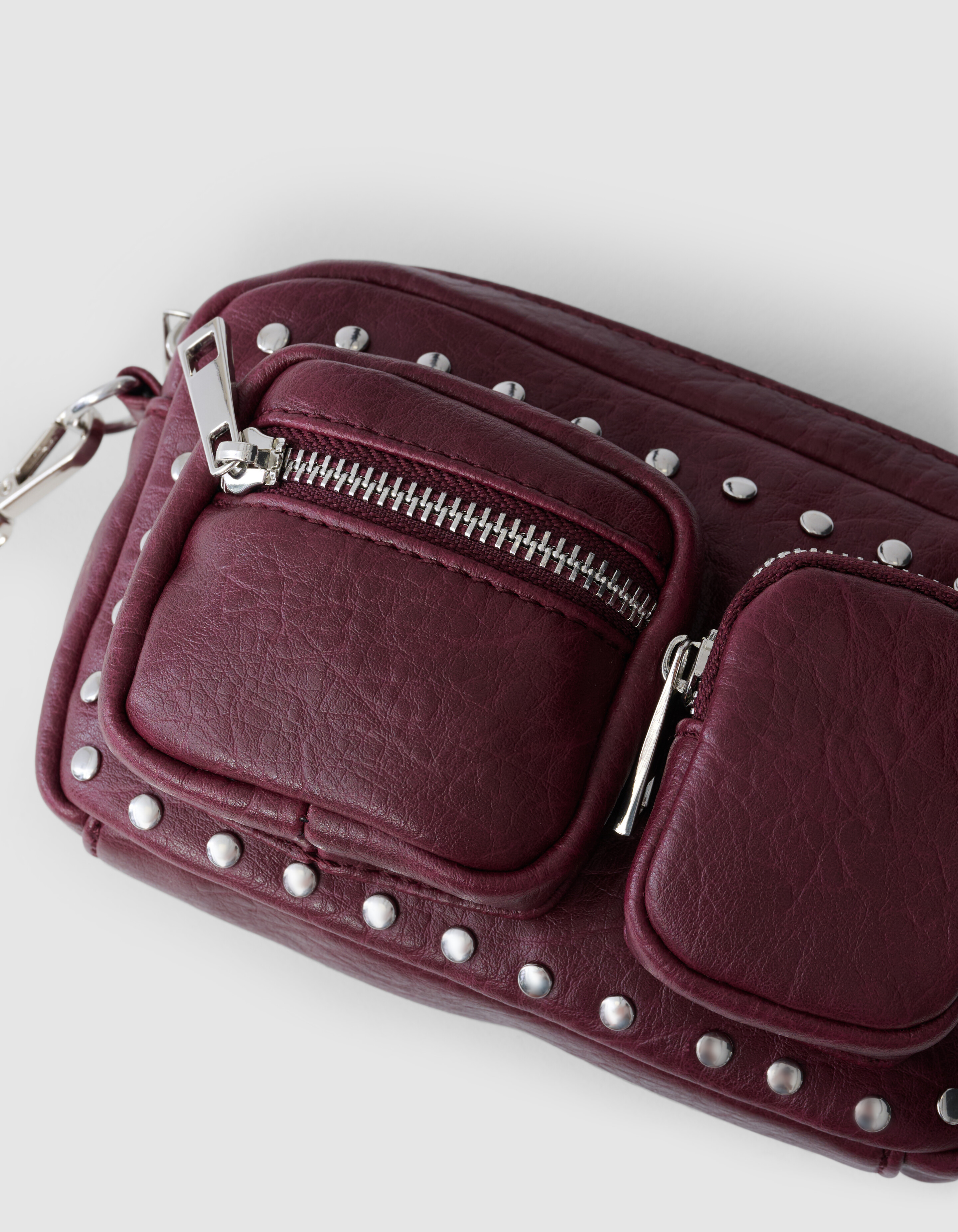 Studs Umhängetasche Dunkelrot SHOEBY ACCESSOIRES