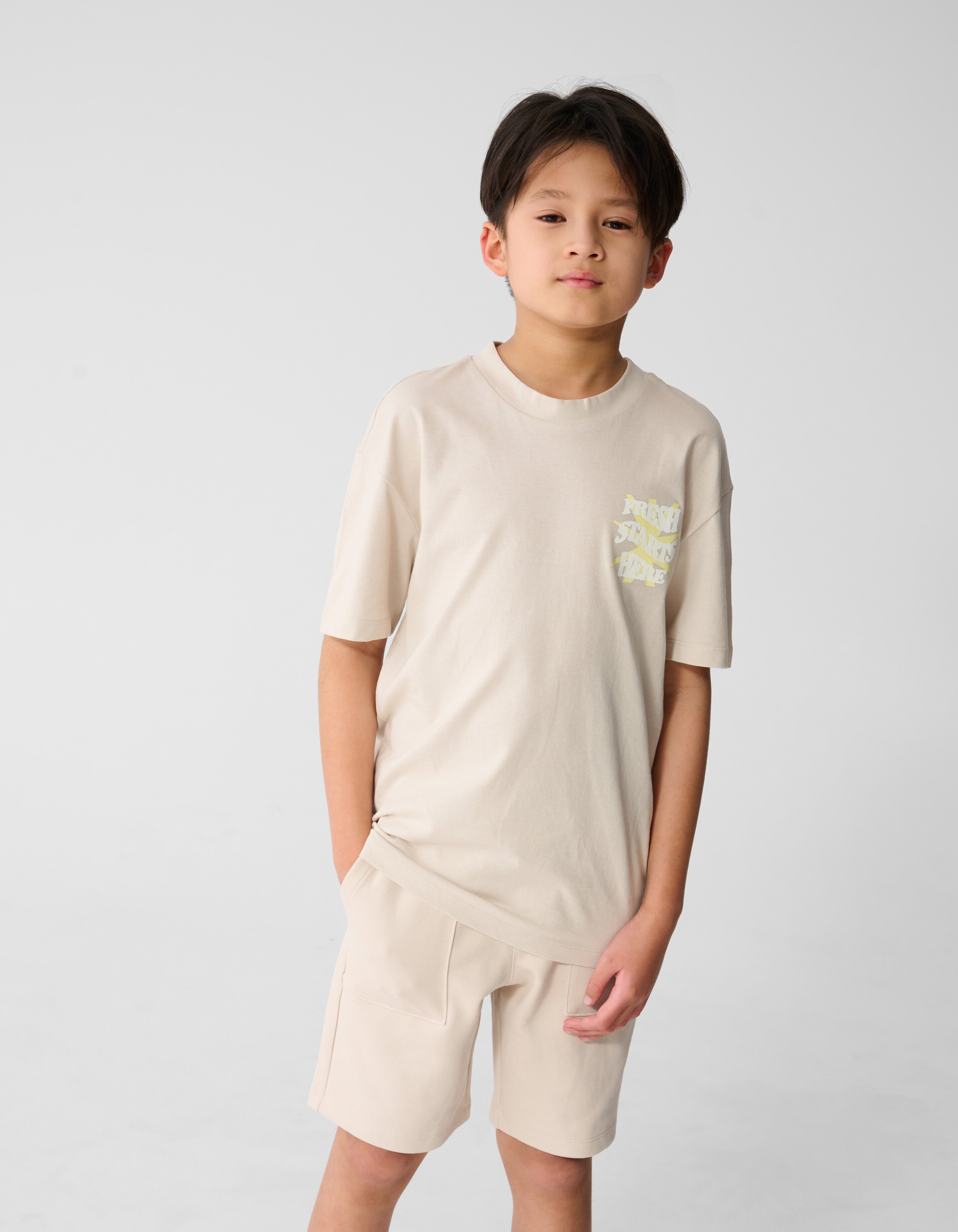 Fresh Artwork T-Shirt Beige SHOEBY BOYS