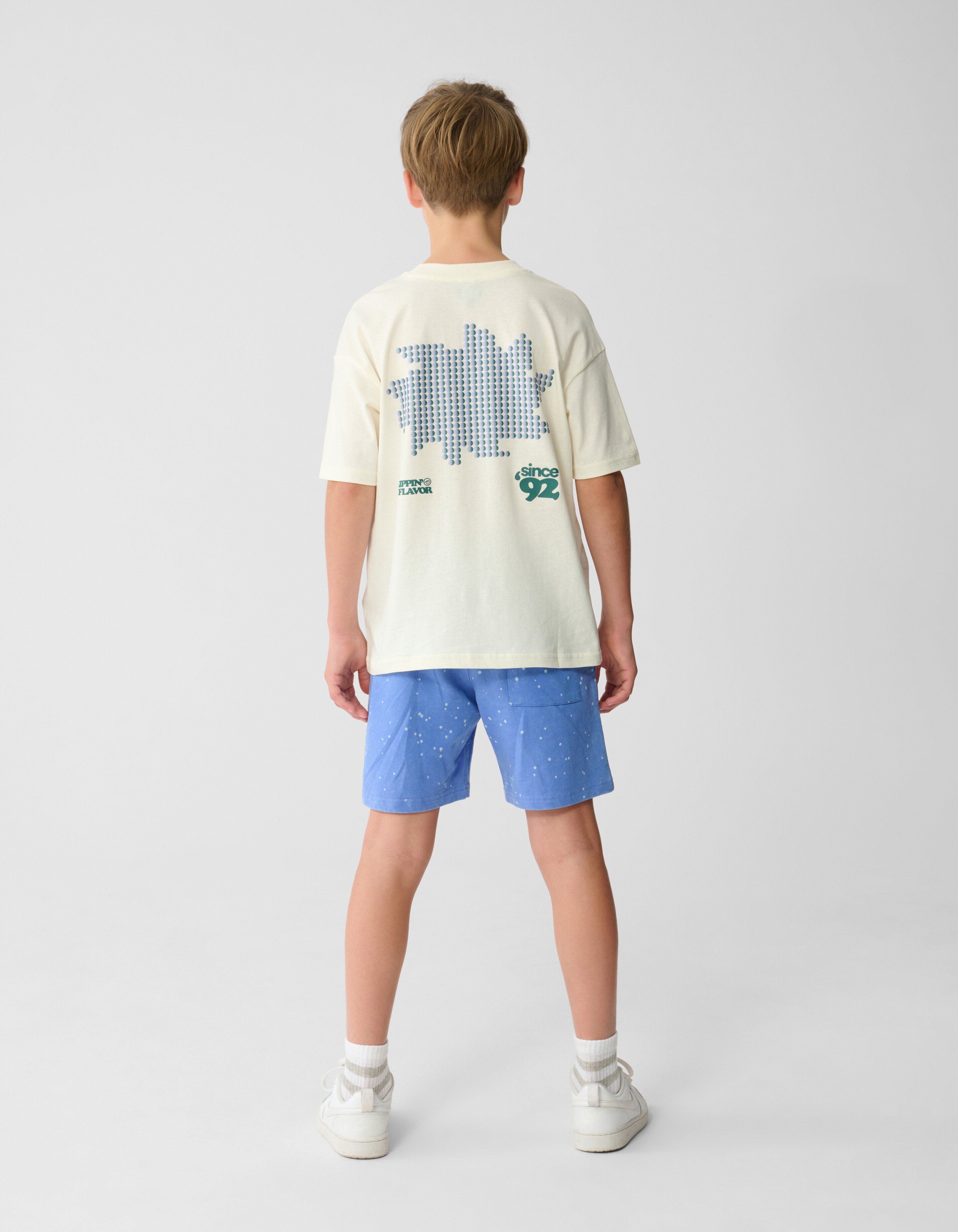 Flavor Artwork T-Shirt Off-White SHOEBY BOYS
