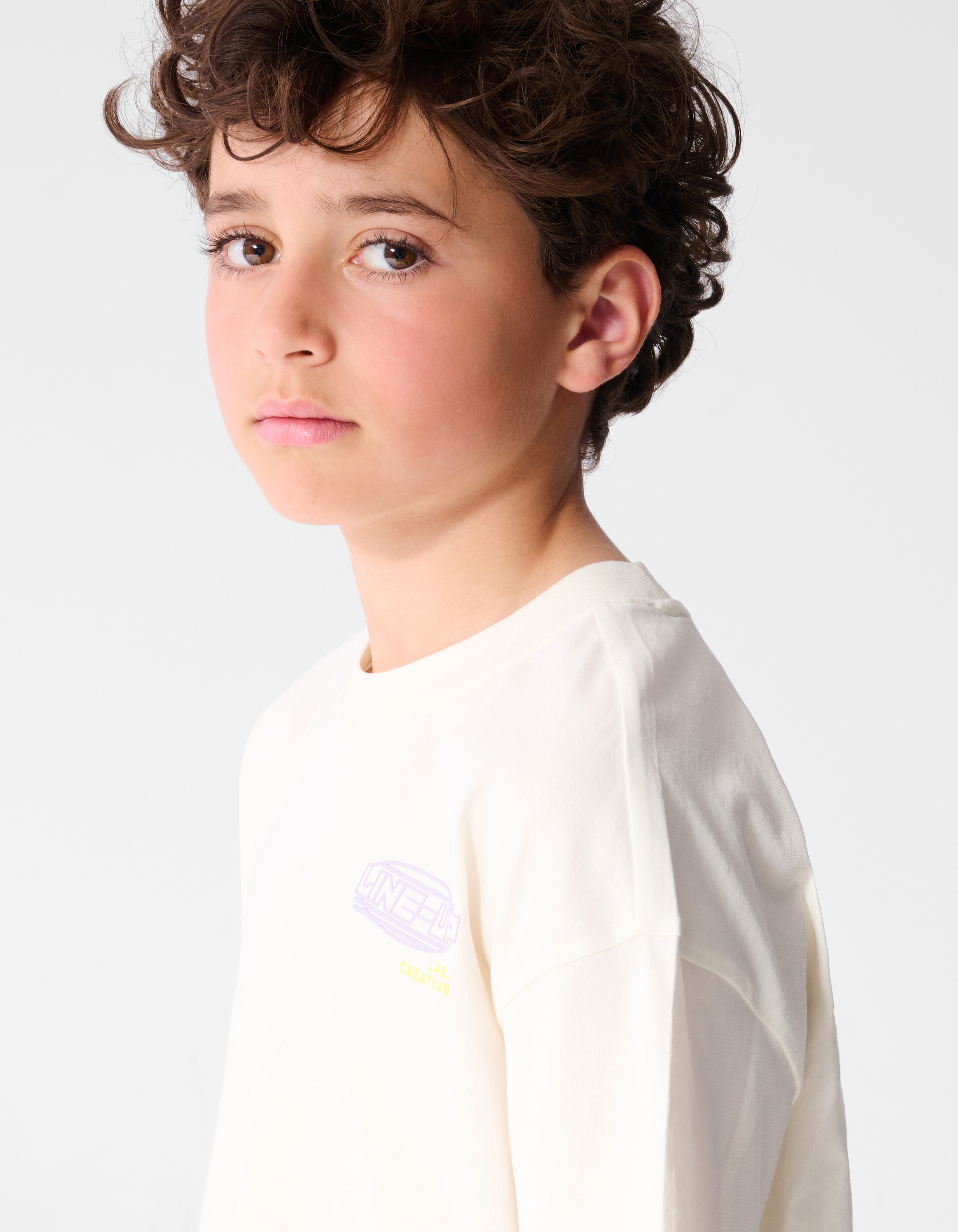 Line Up Artwork T-Shirt Gebrochen Wei&szlig; SHOEBY BOYS