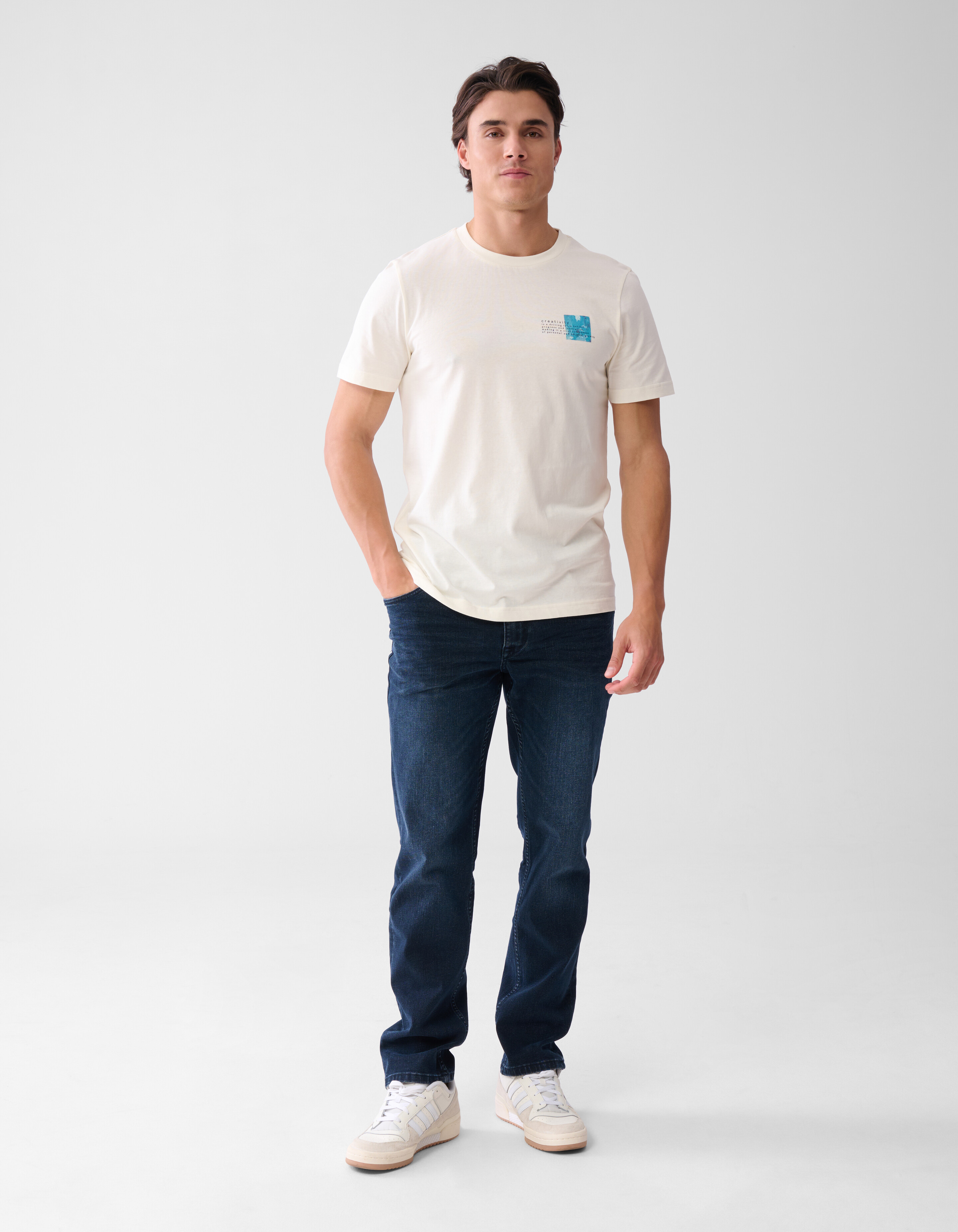 Straight Fit Jeans Blau/Schwarz L32 SHOEBY MEN