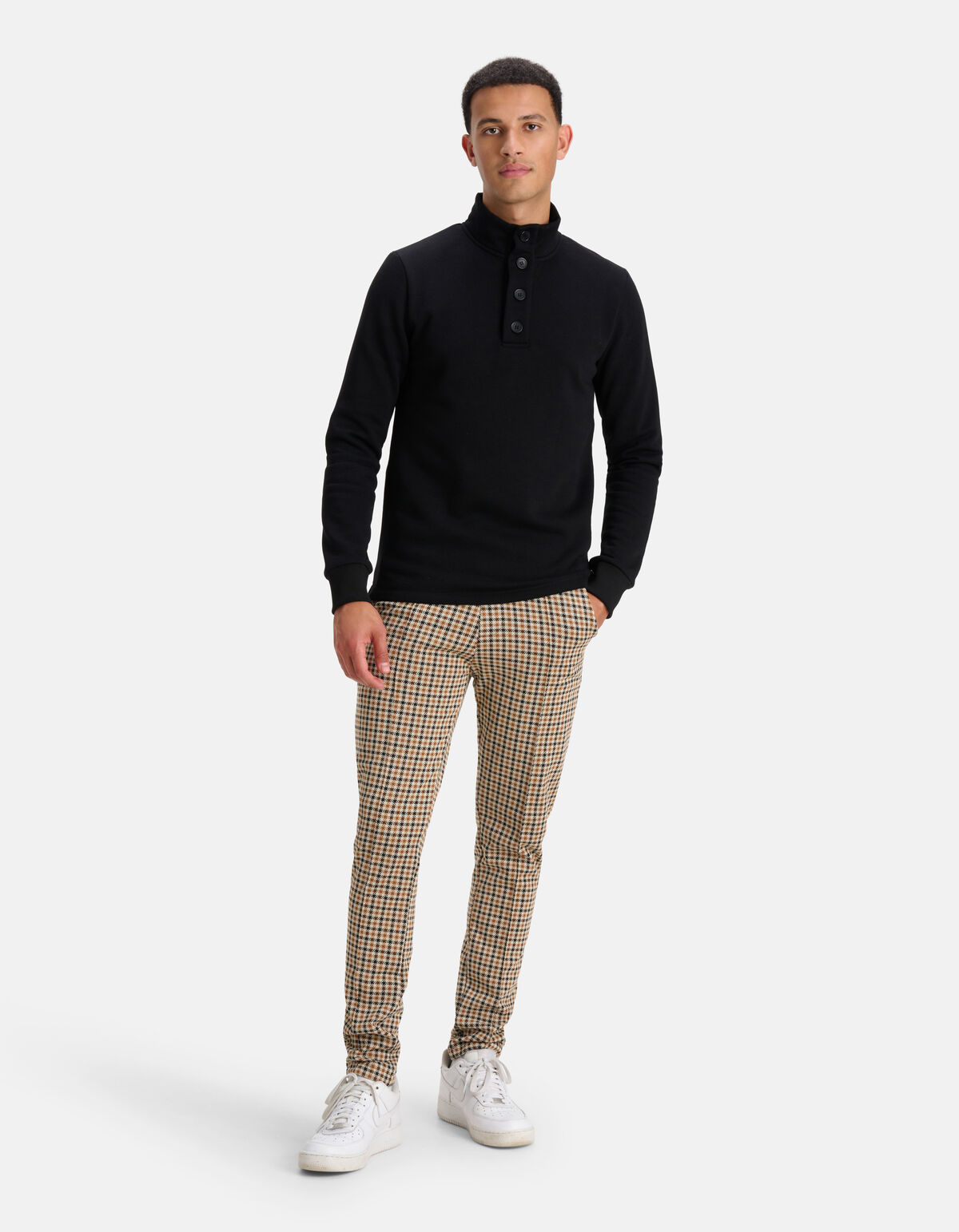 Buttons Pullover Schwarz SHOEBY MEN