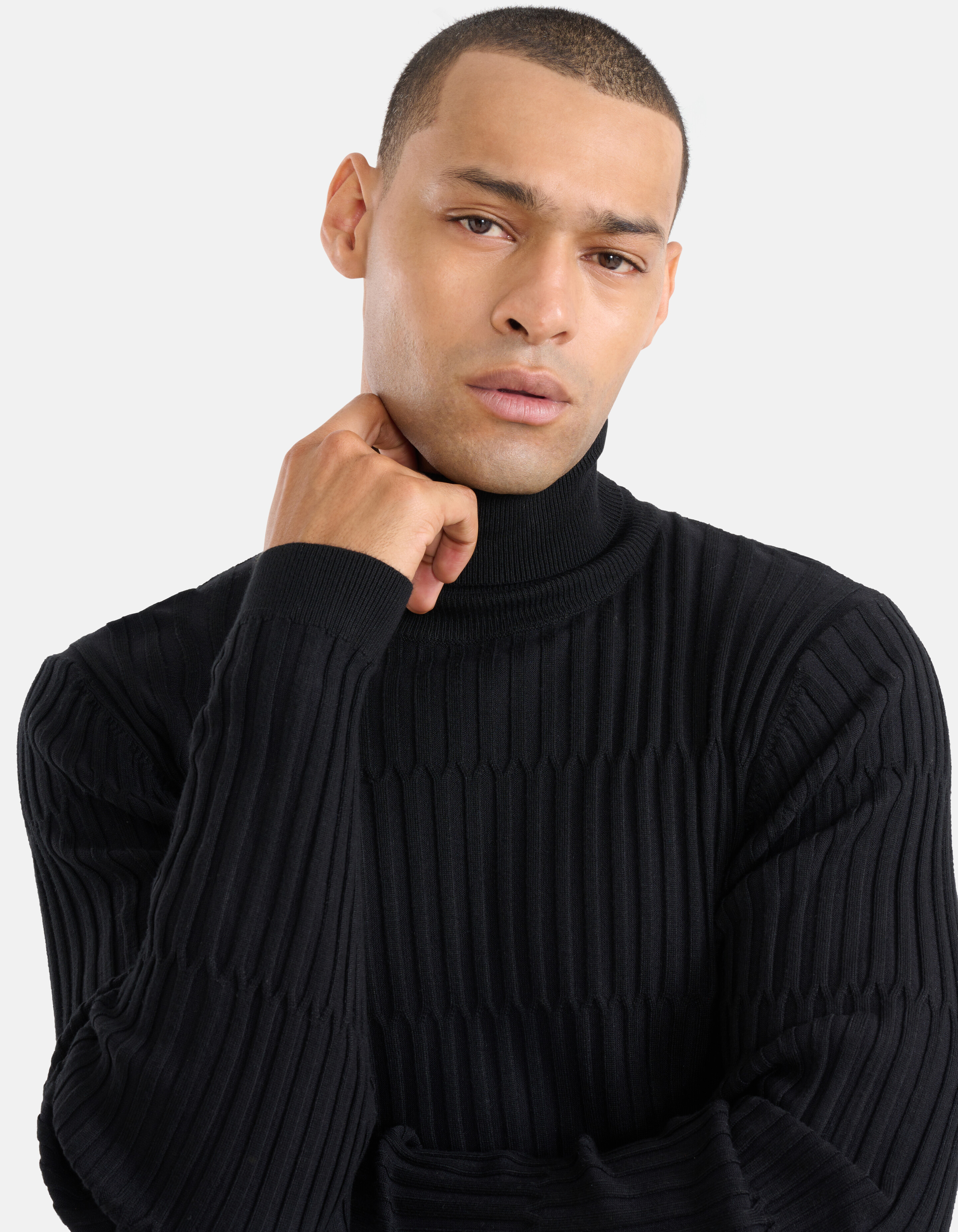 Textur-Rollkragenpullover Schwarz SHOEBY MEN