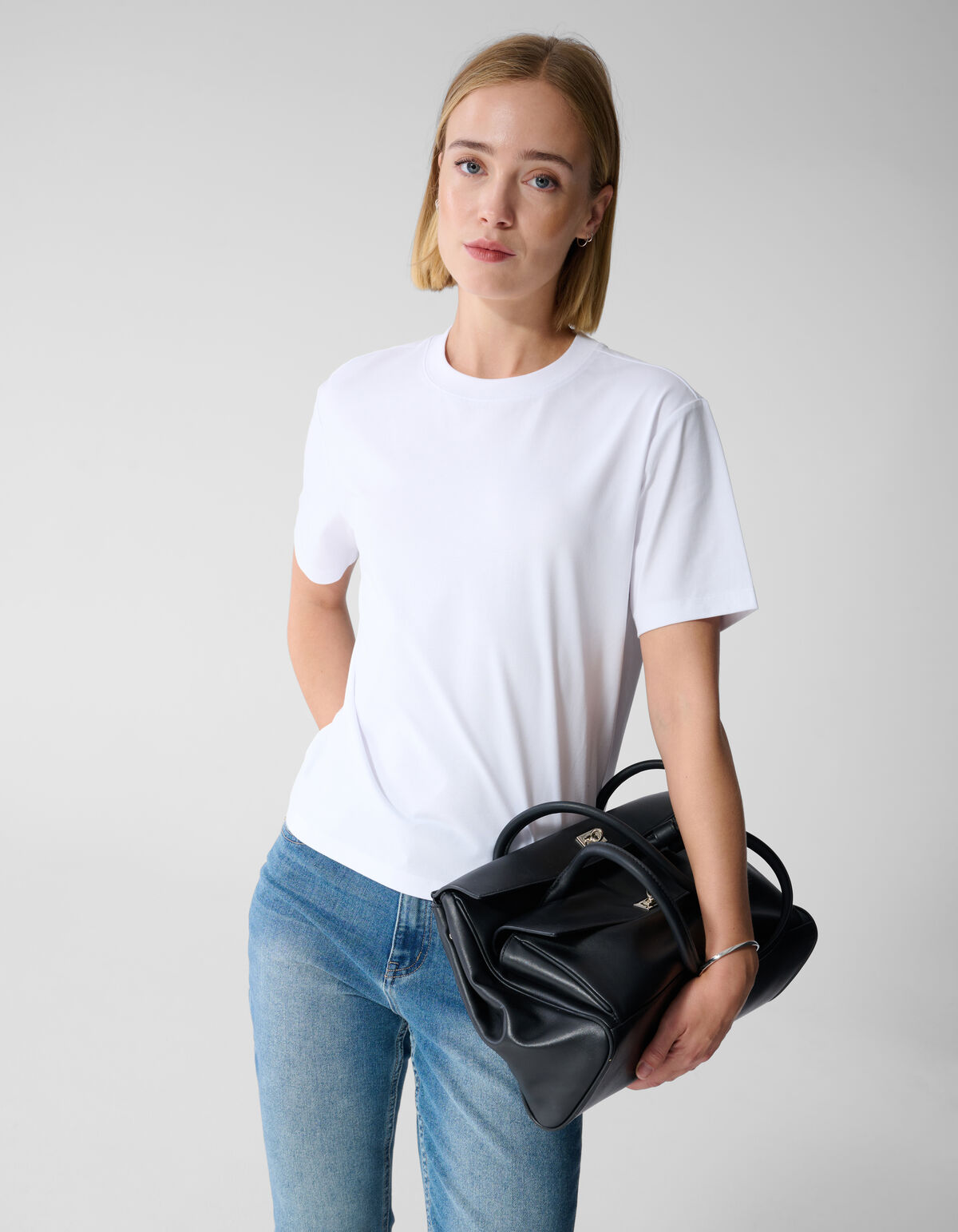 Basic-T-Shirt Wei&szlig; By Lonneke SHOEBY WOMEN