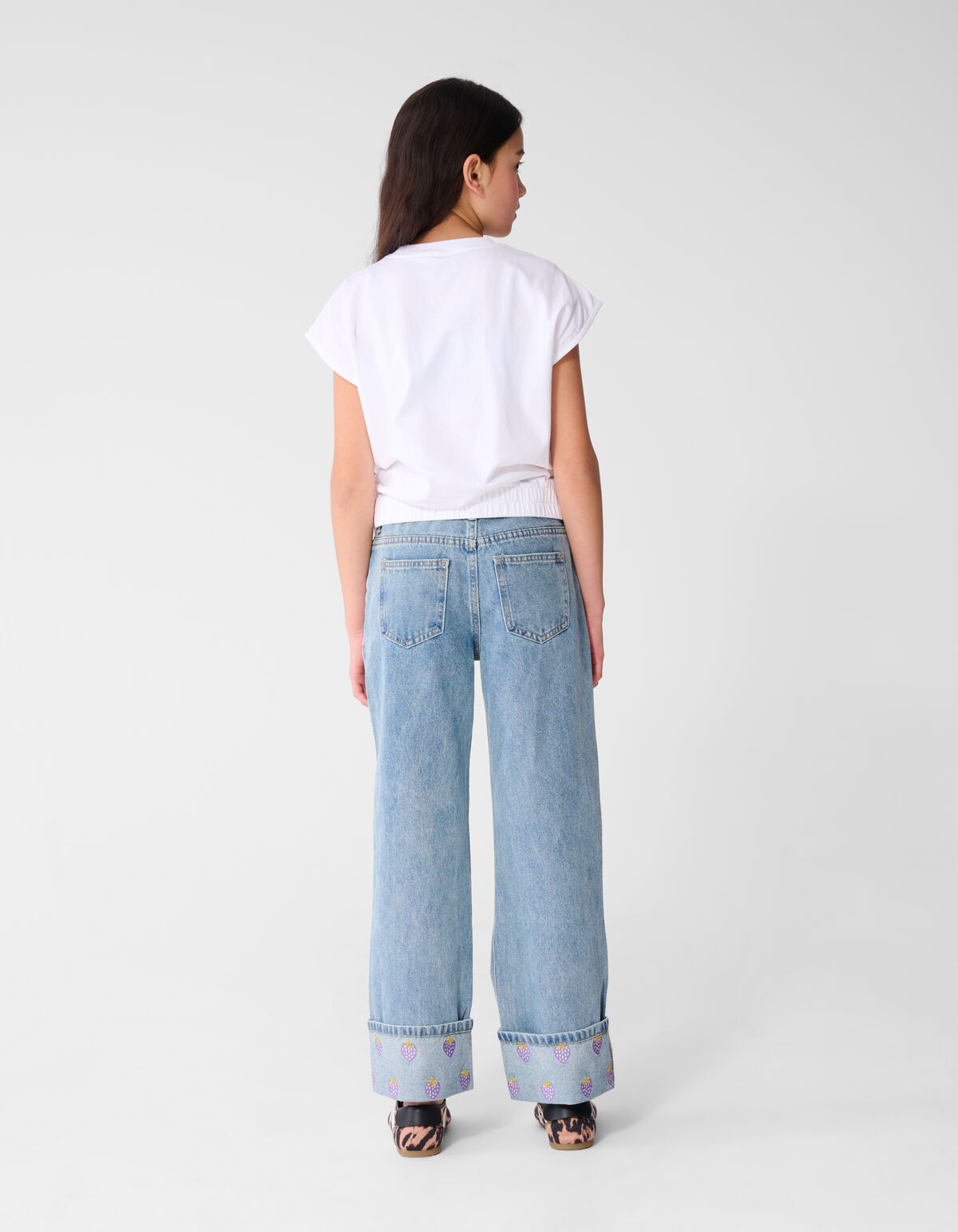Bestickte Jeans mit weitem Bein, gebleicht SHOEBY GIRLS