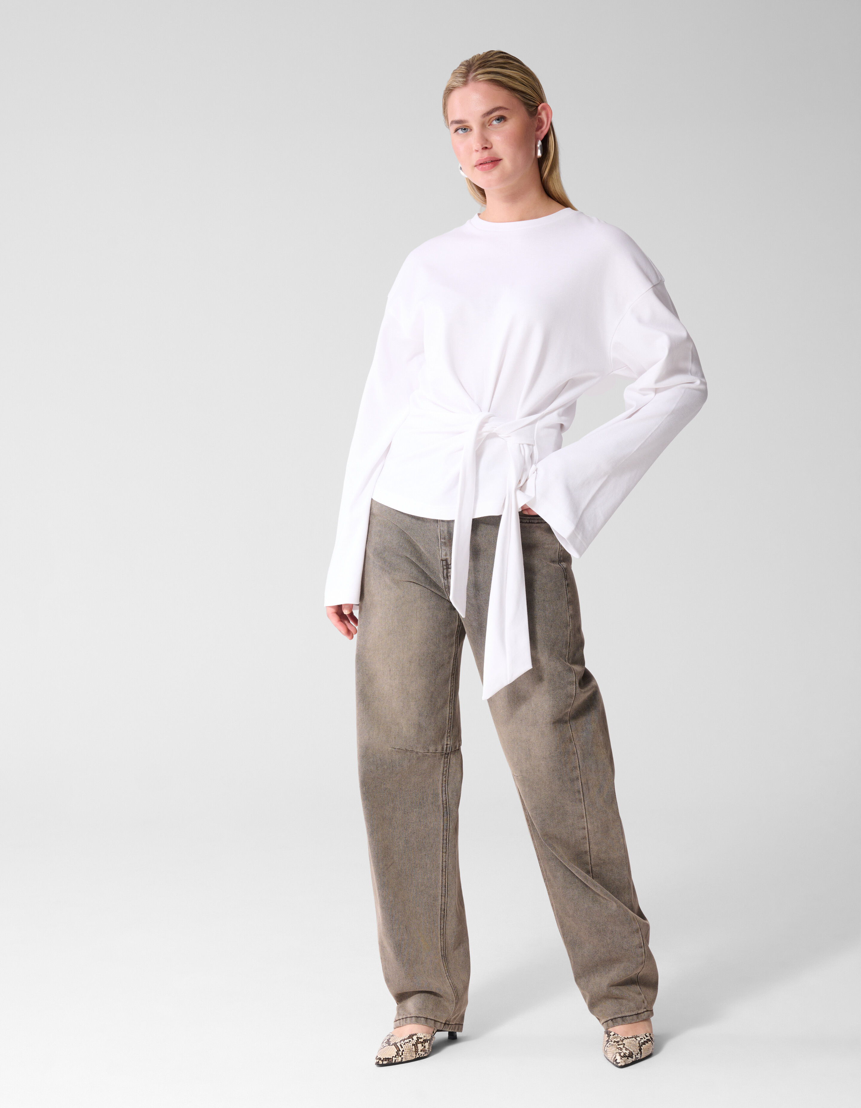 Knot Longsleeve Wei&szlig; SHOEBY WOMEN