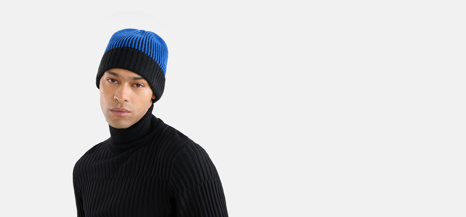 Colorblock Beanie Blau SHOEBY ACCESSOIRES