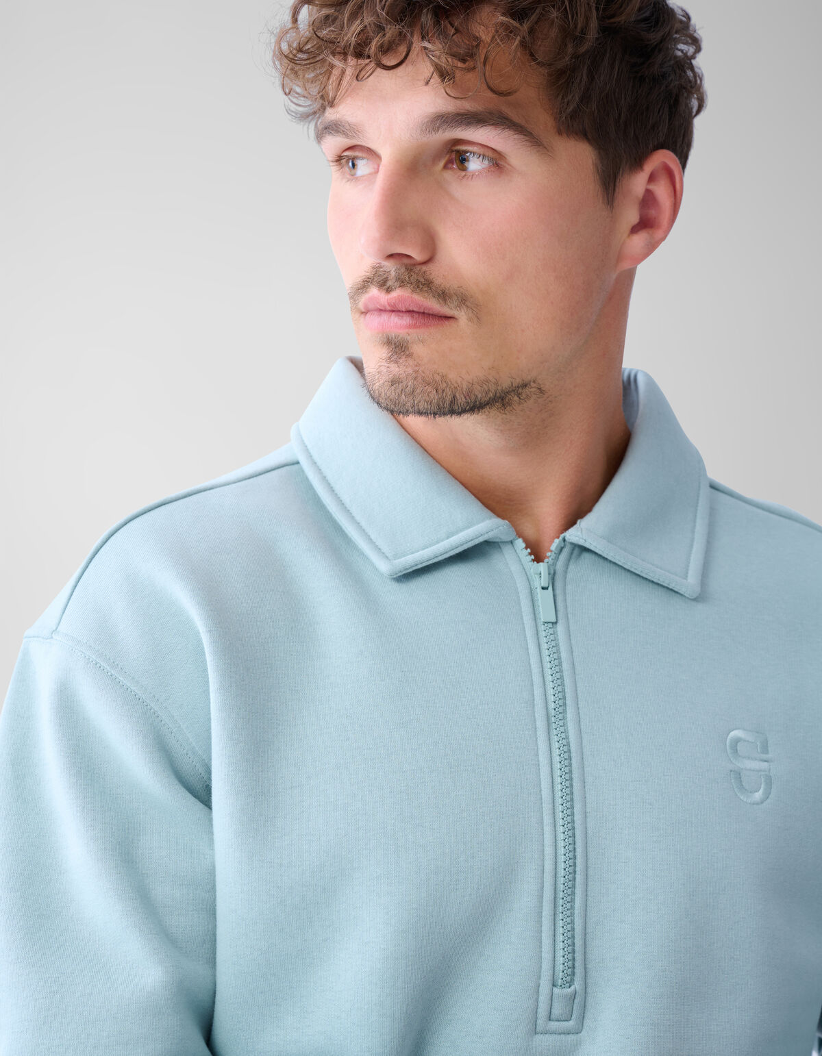 Zip Badge Pullover Blau SHOEBY MEN