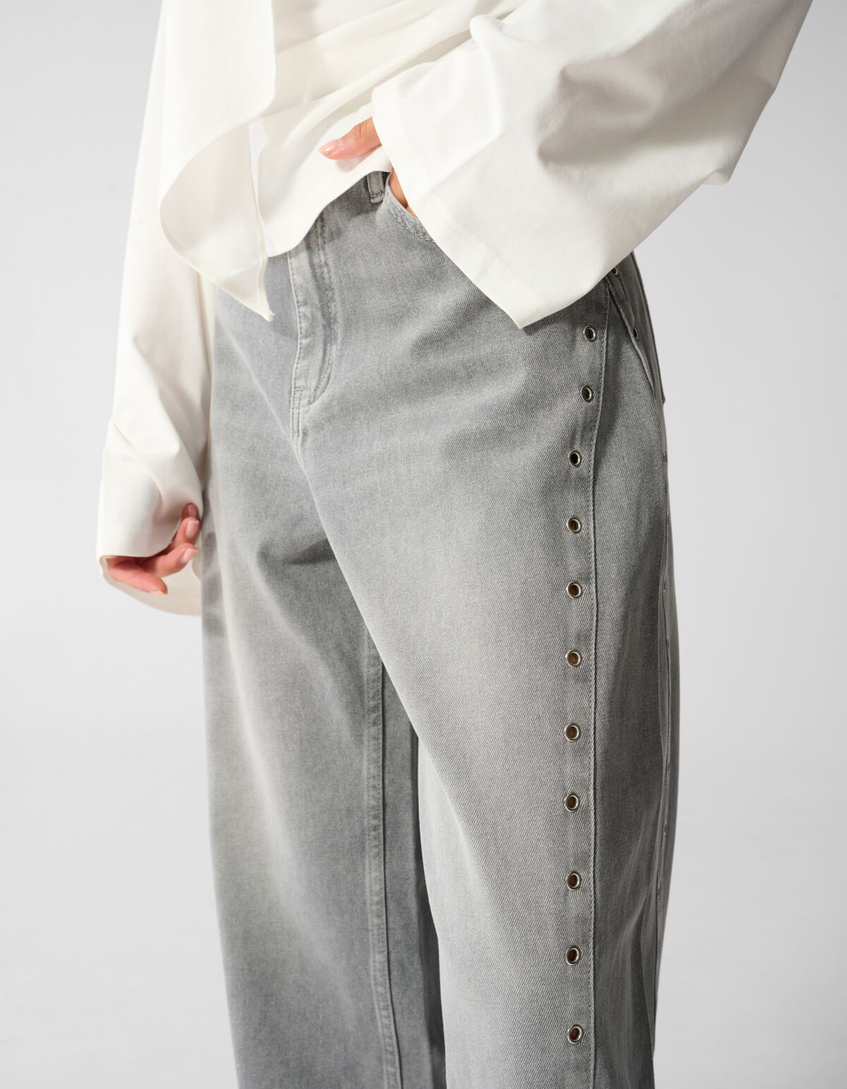 Eyelet Barrel Fit Jeans Grau SHOEBY WOMEN