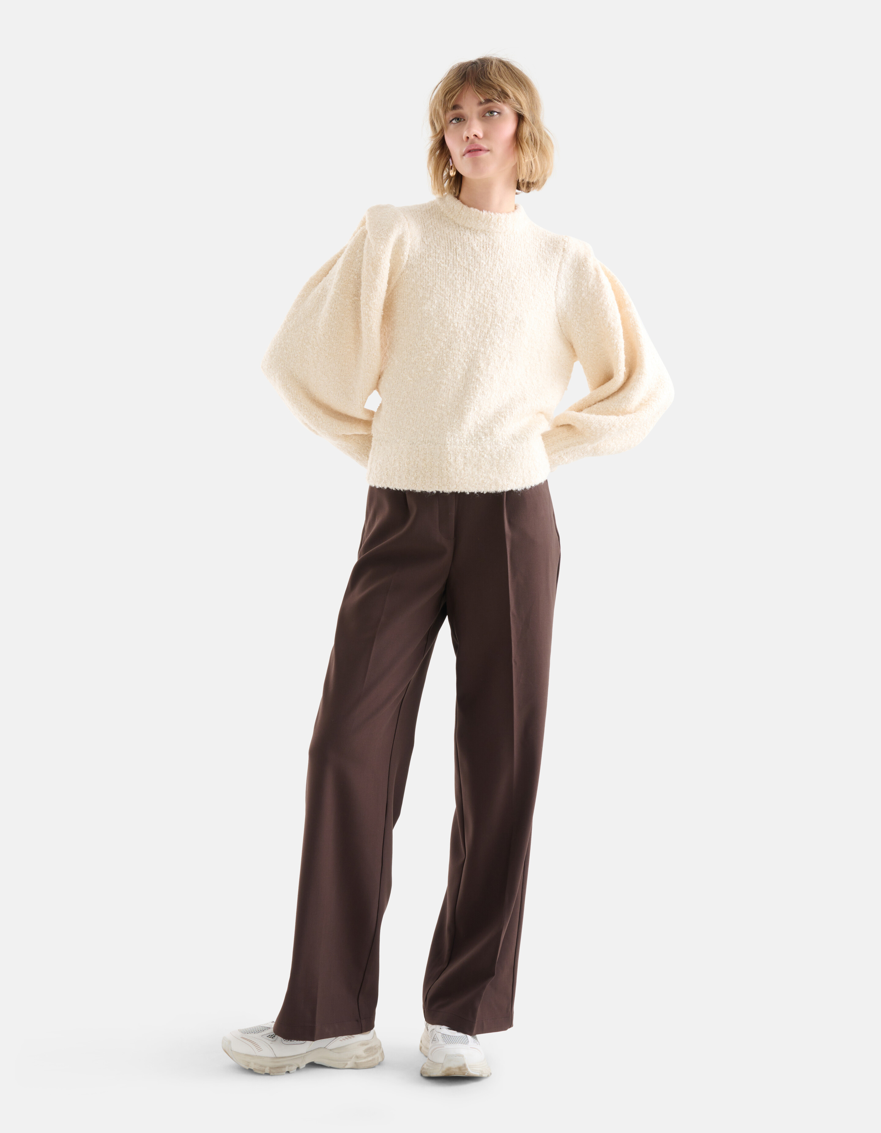 Vita Hose mit weitem Bein EKSEPT