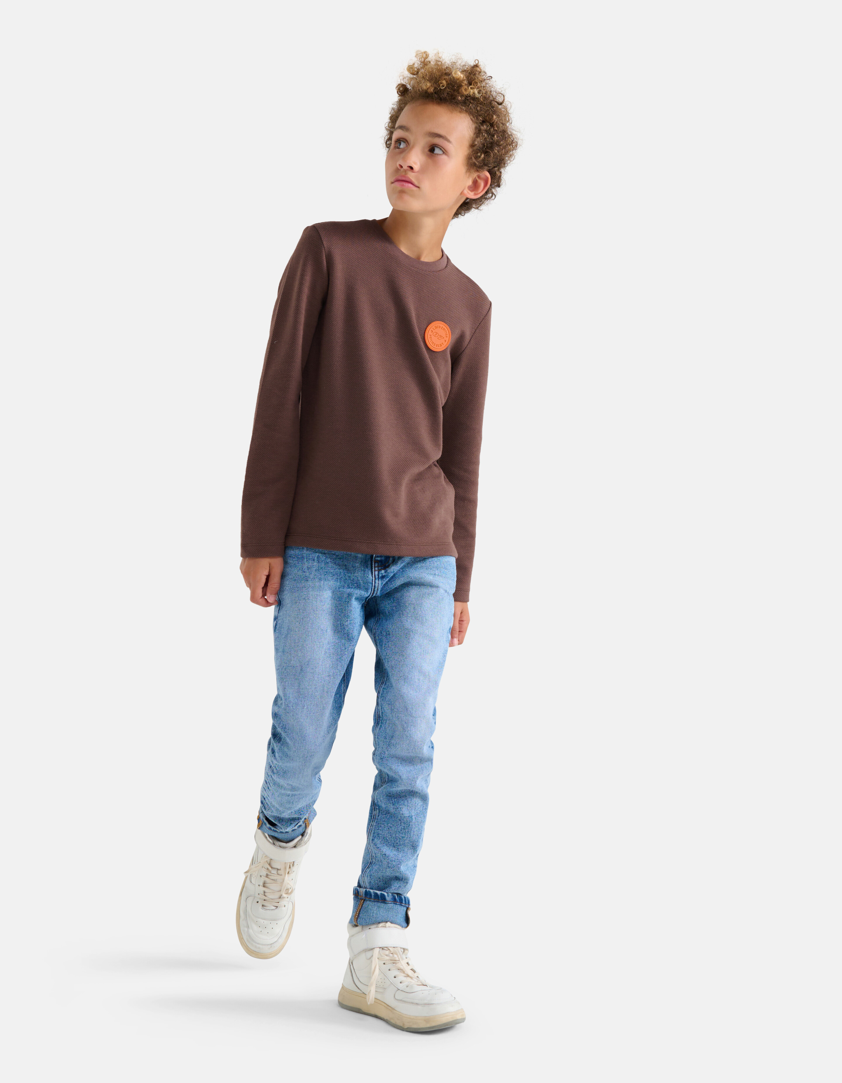 T-Shirt mit Patch Dunkelbraun SHOEBY BOYS