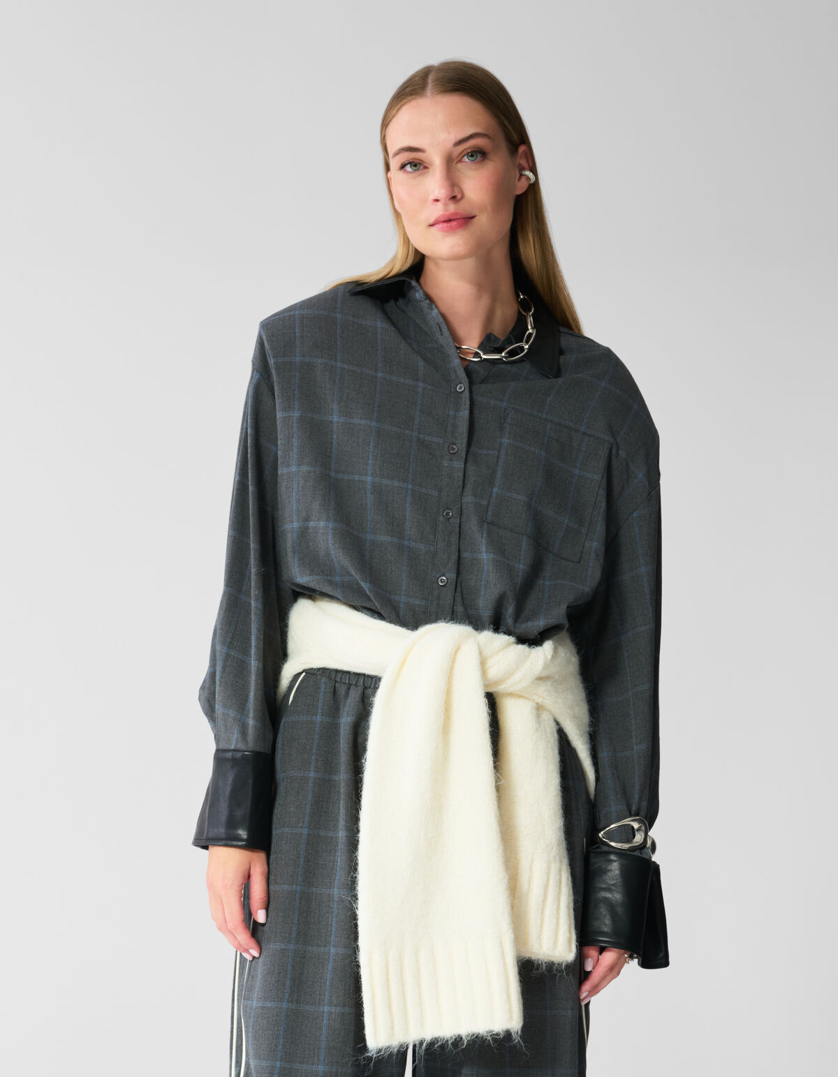 urz geschnittene Karo-Bluse in Dunkelgrau SHOEBY WOMEN