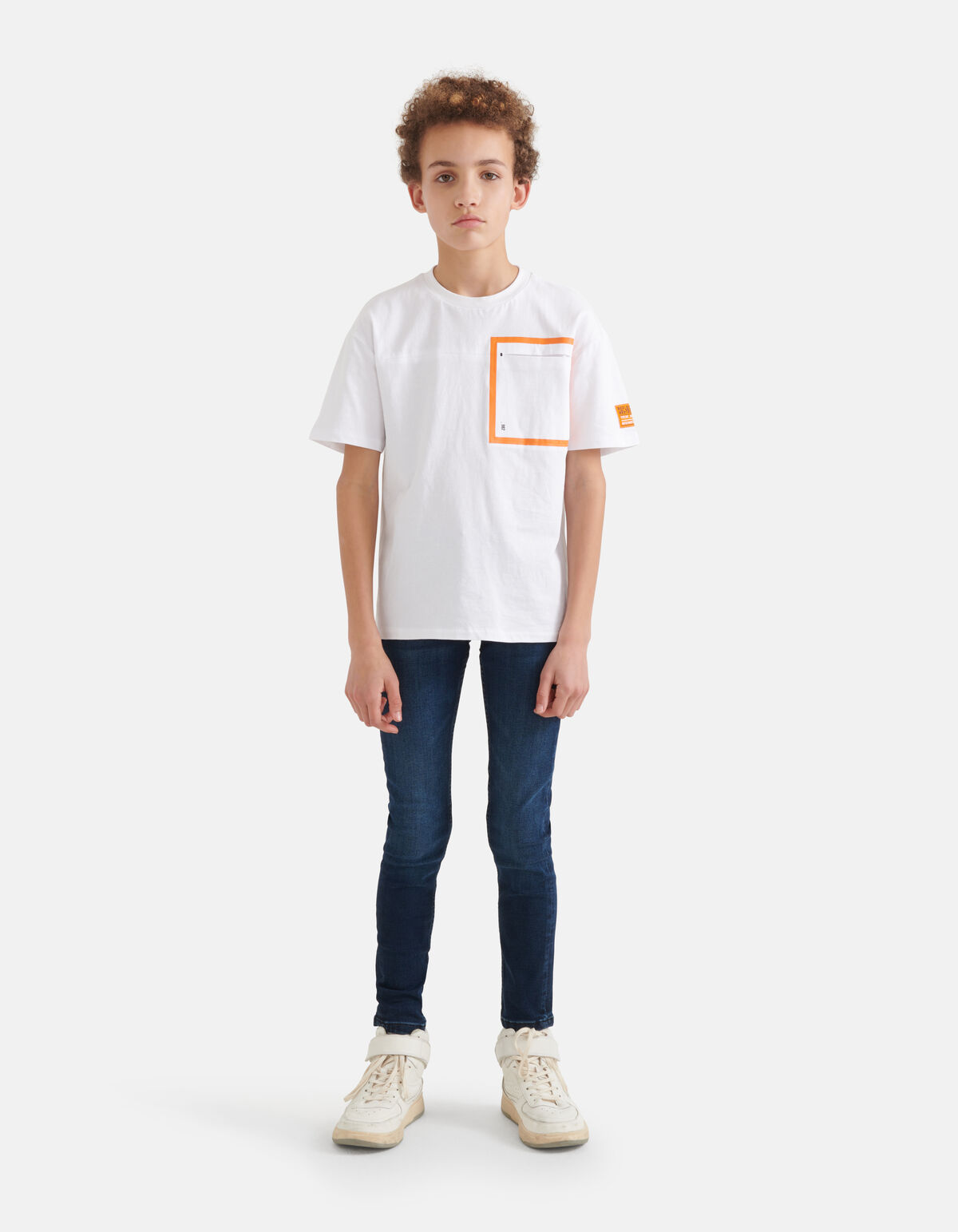 Relaxed Fit T-Shirt Weiß SHOEBY BOYS