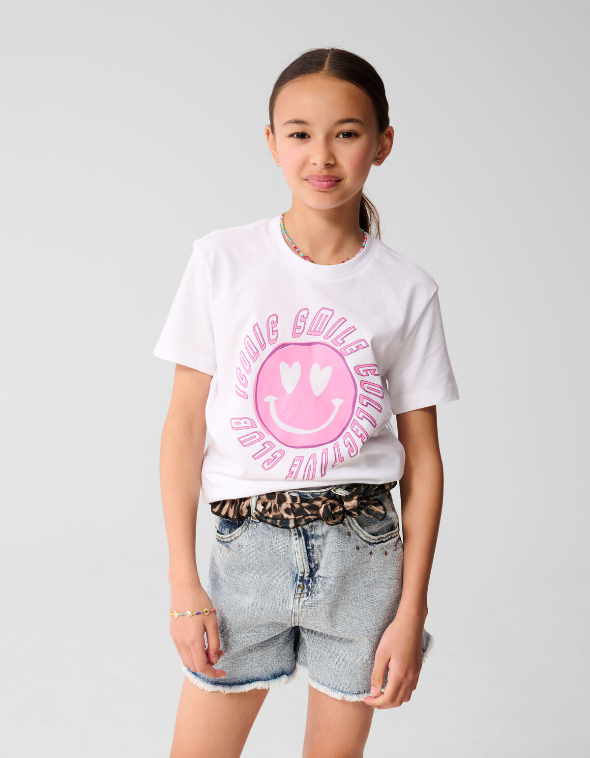 Smile Artwork T-shirt Wei&szlig; SHOEBY GIRLS