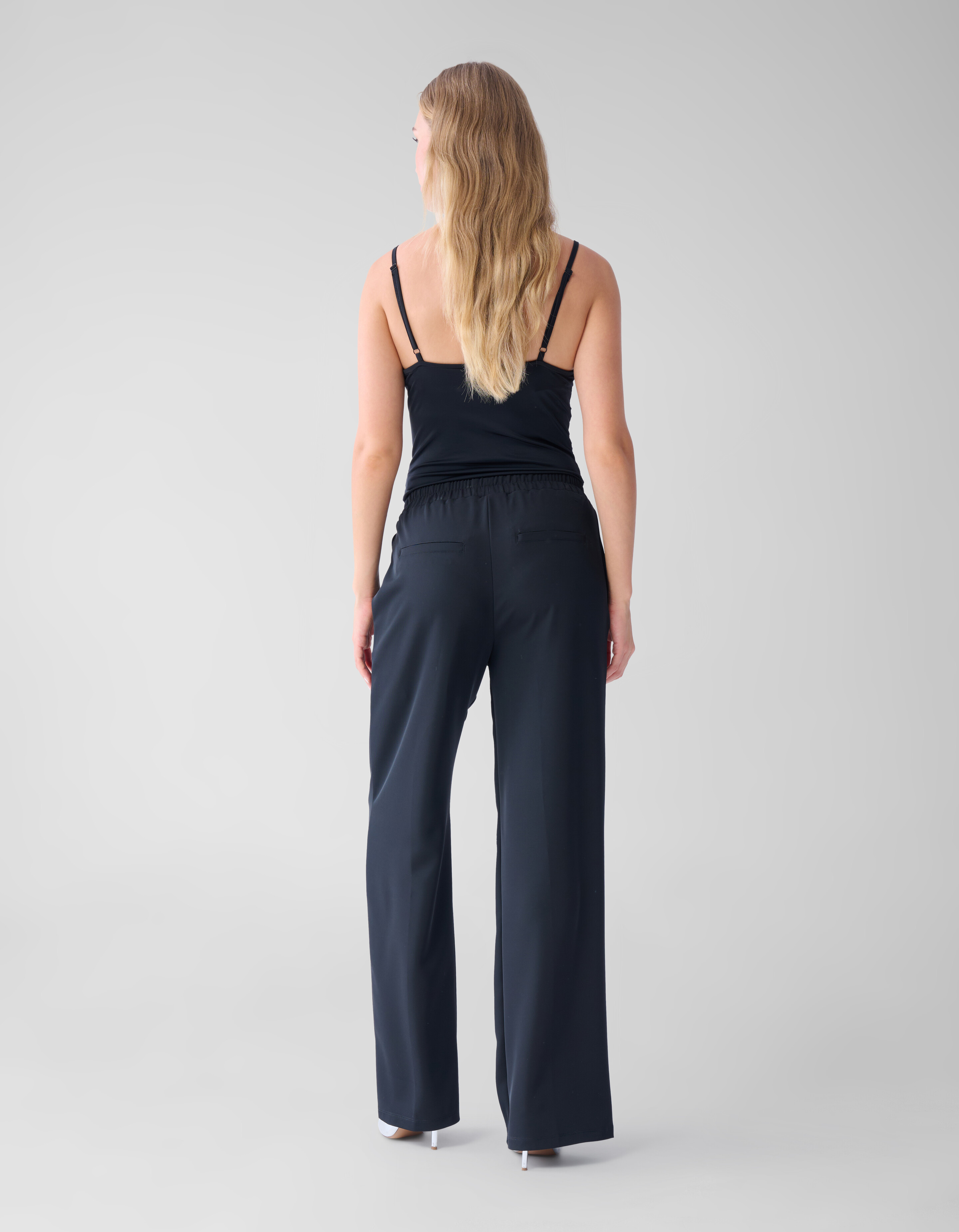 Basic Hose mit weitem Bein Schwarz SHOEBY WOMEN