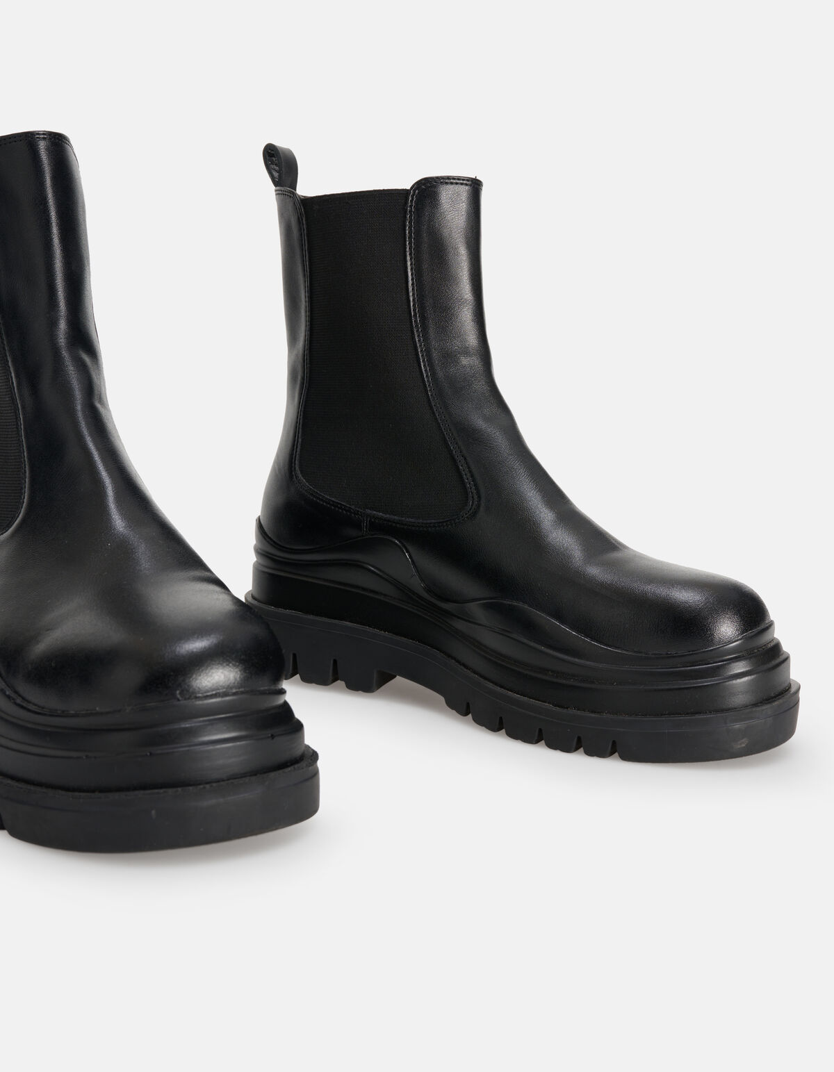 Gewellte Chelsea Boots Schwarz SHOEBY SHOES