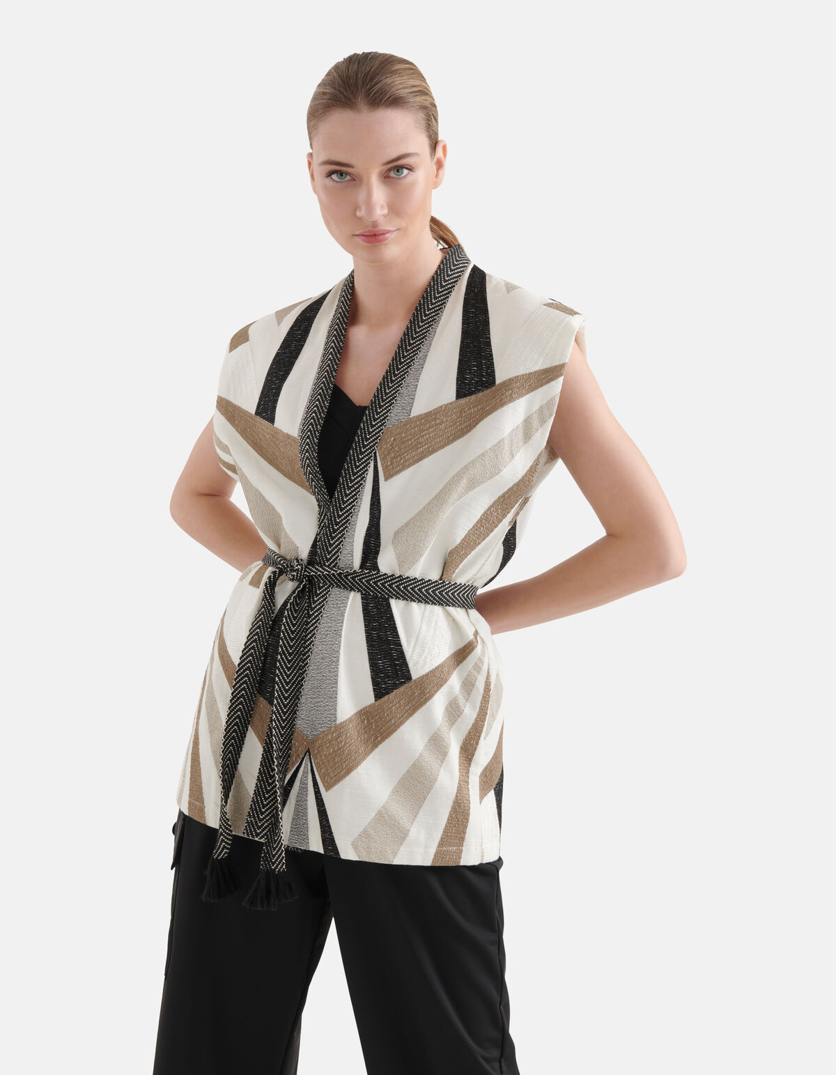 Grafik Ärmelloses Gilet Off White By Mieke SHOEBY WOMEN