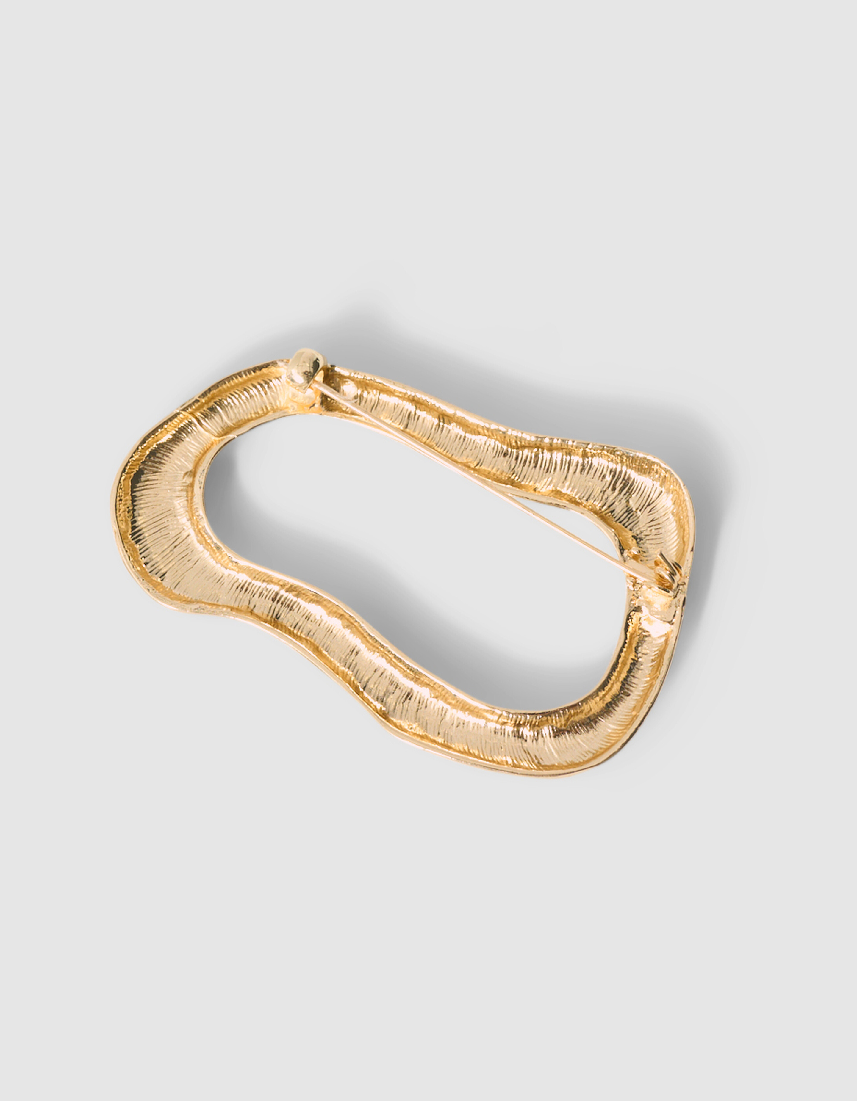 Gerippte Organische Brosche Gold SHOEBY ACCESSOIRES