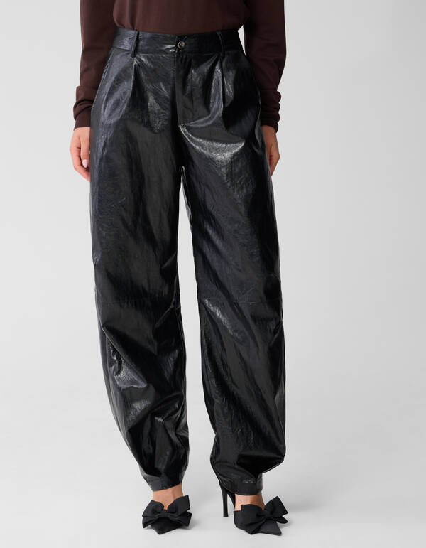 Vegane Leder-Barrel-Fit-Hose Schwarz von Monica SHOEBY WOMEN