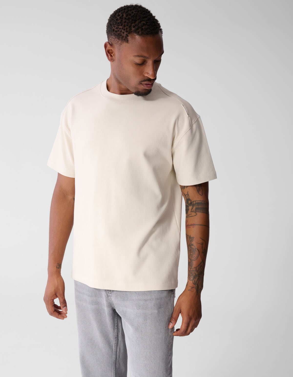 Basic-T-Shirt mit Aufdruck Beige SHOEBY MEN