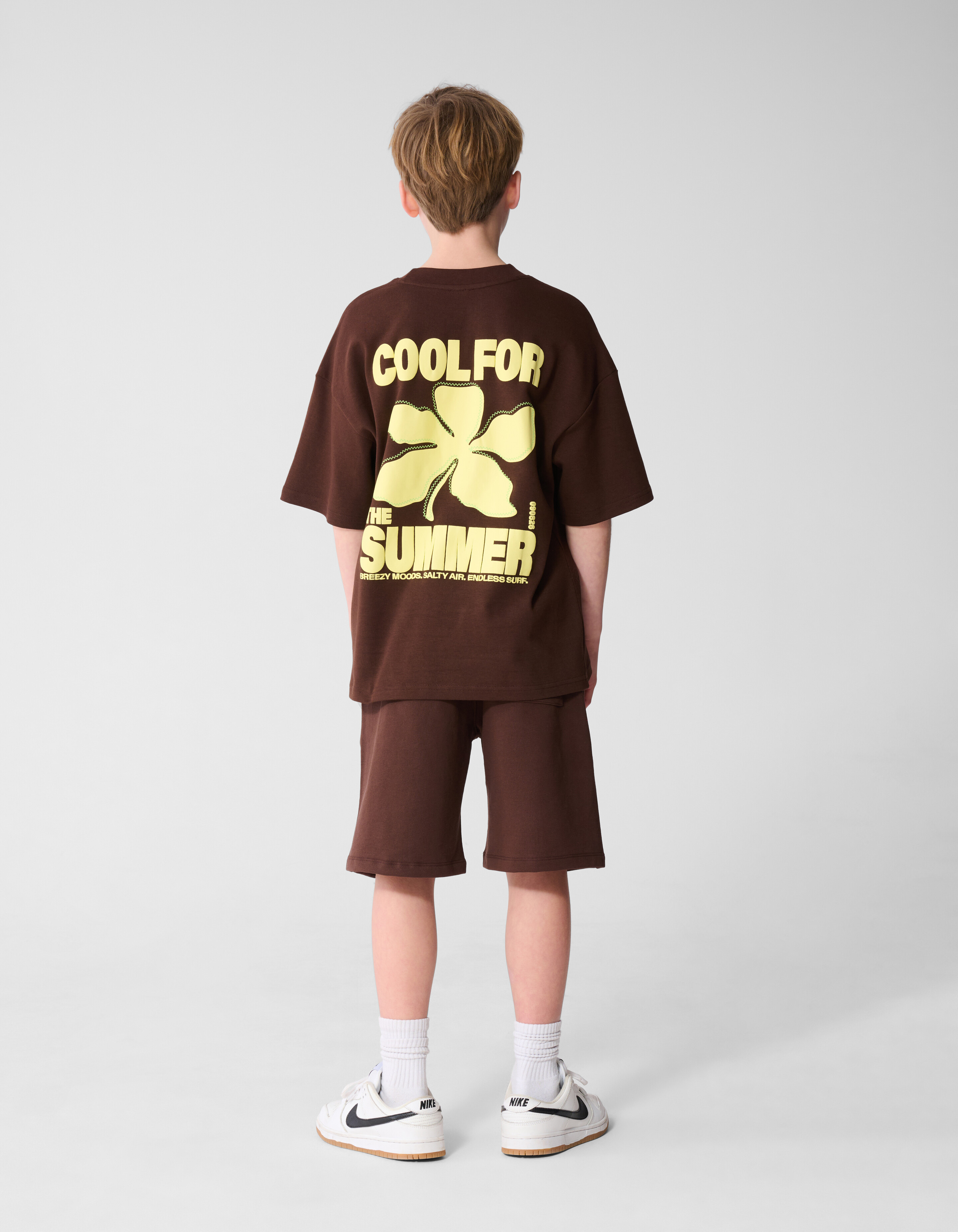 Cool Relaxed Fit Shorts Dunkelbraun SHOEBY BOYS