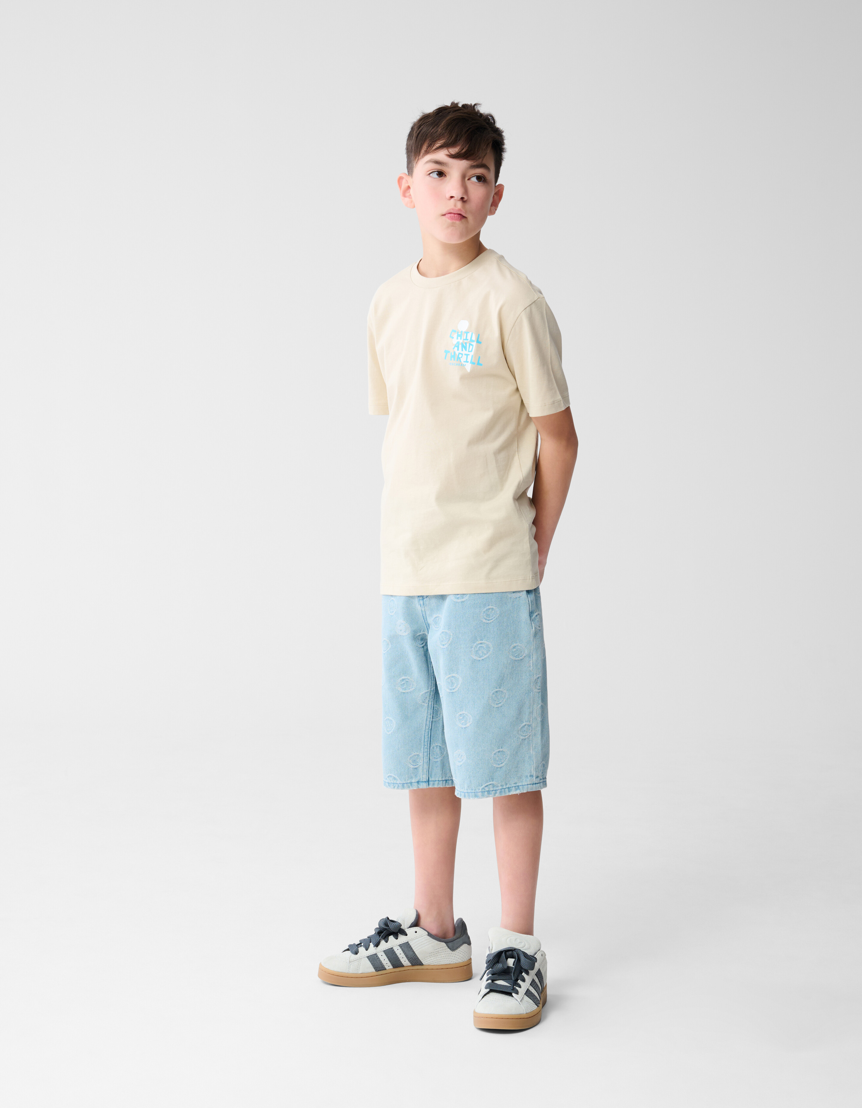 Chill Artwork T-shirt Sand SHOEBY BOYS