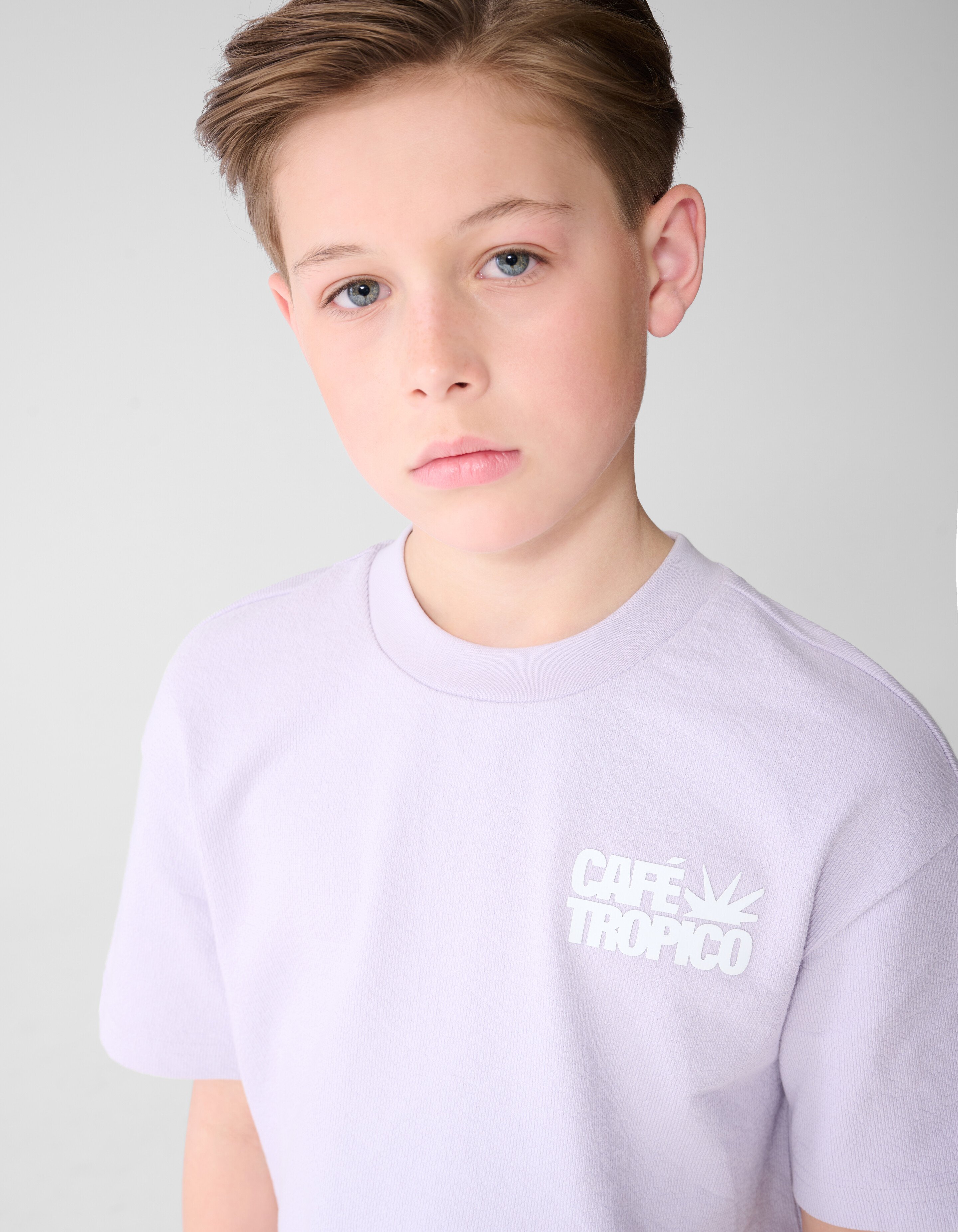 Tropico Artwork T-Shirt Helllila SHOEBY BOYS