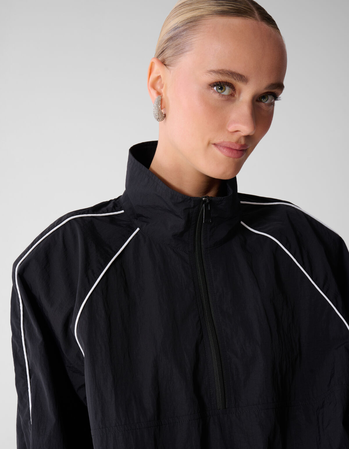 Relaxed Fit Piping Bluse Schwarz SHOEBY WOMEN
