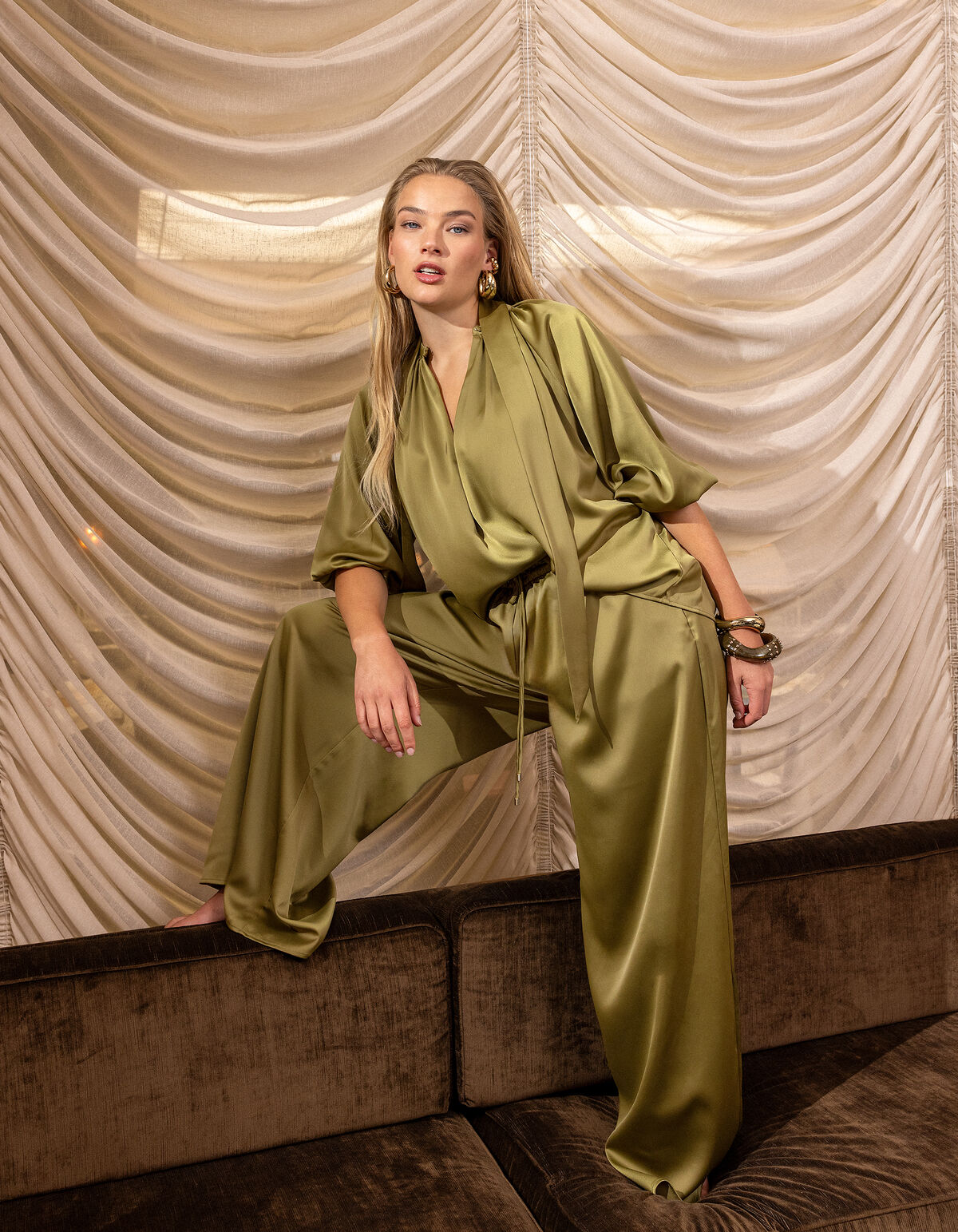 Satin Locker Sitzende Hose Gr&uuml;n Von Fred SHOEBY WOMEN