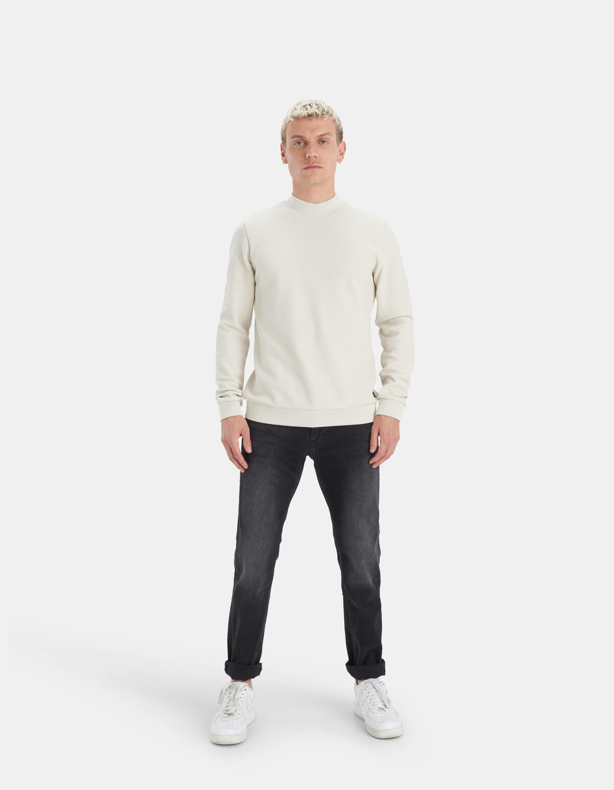 Diagonaler Pullover REFILL