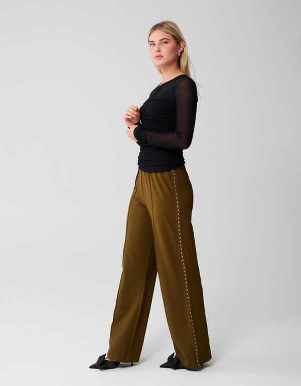 Hose mit weitem Bein und Nietenband in Khaki SHOEBY WOMEN