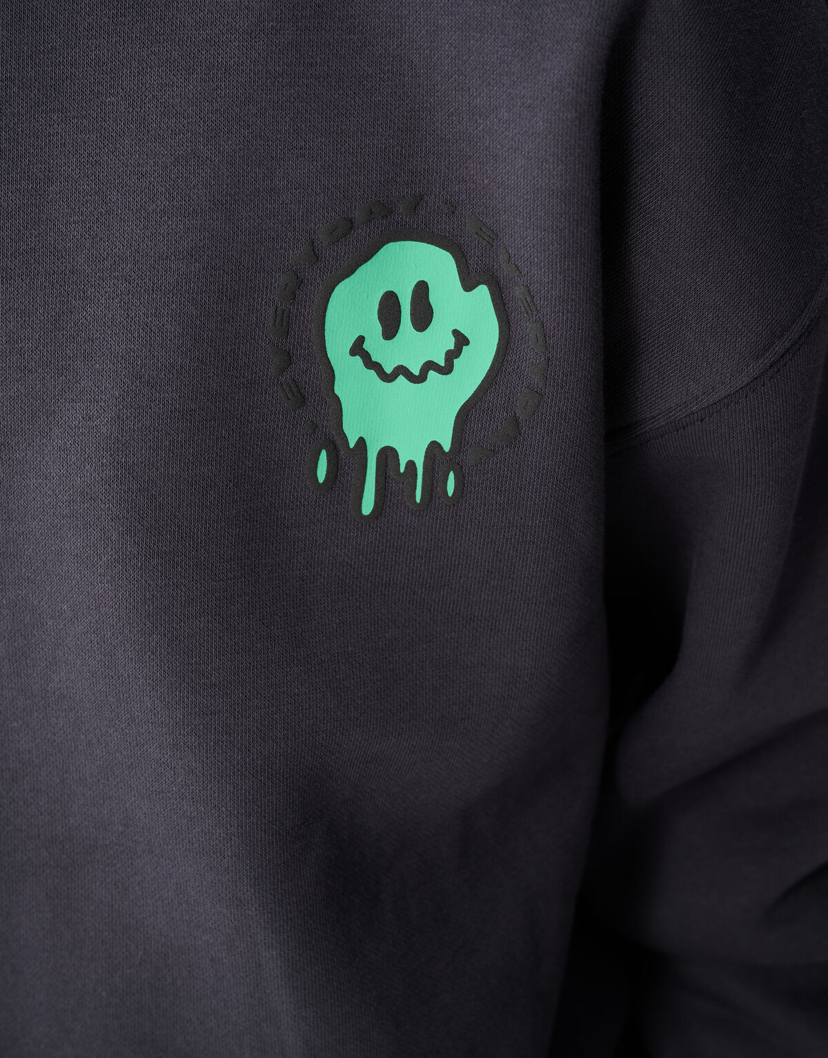 Smile Artwork Sweater Donkergrijs SHOEBY BOYS