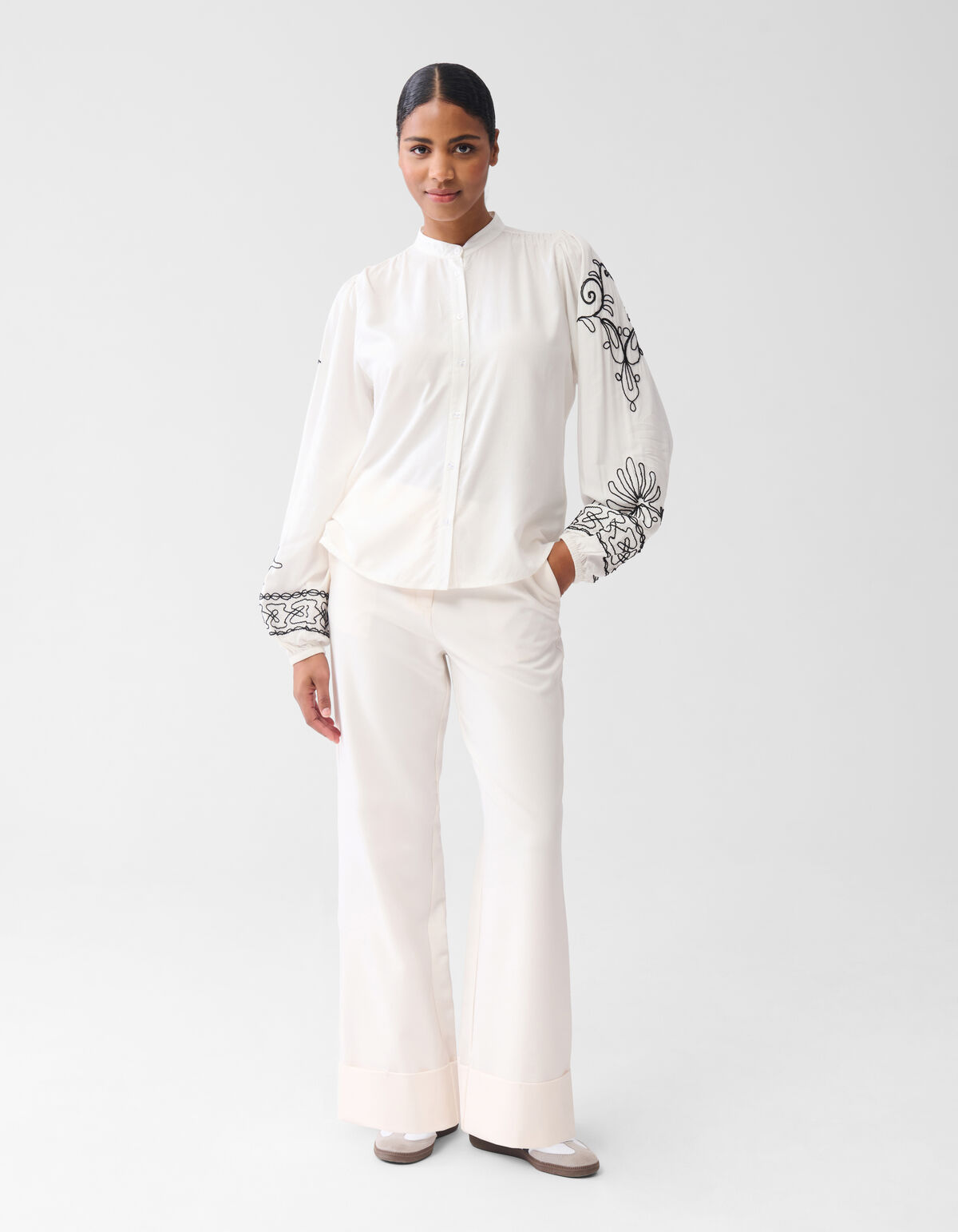 Cord-Stickerei Bluse Gebroken Wit SHOEBY WOMEN