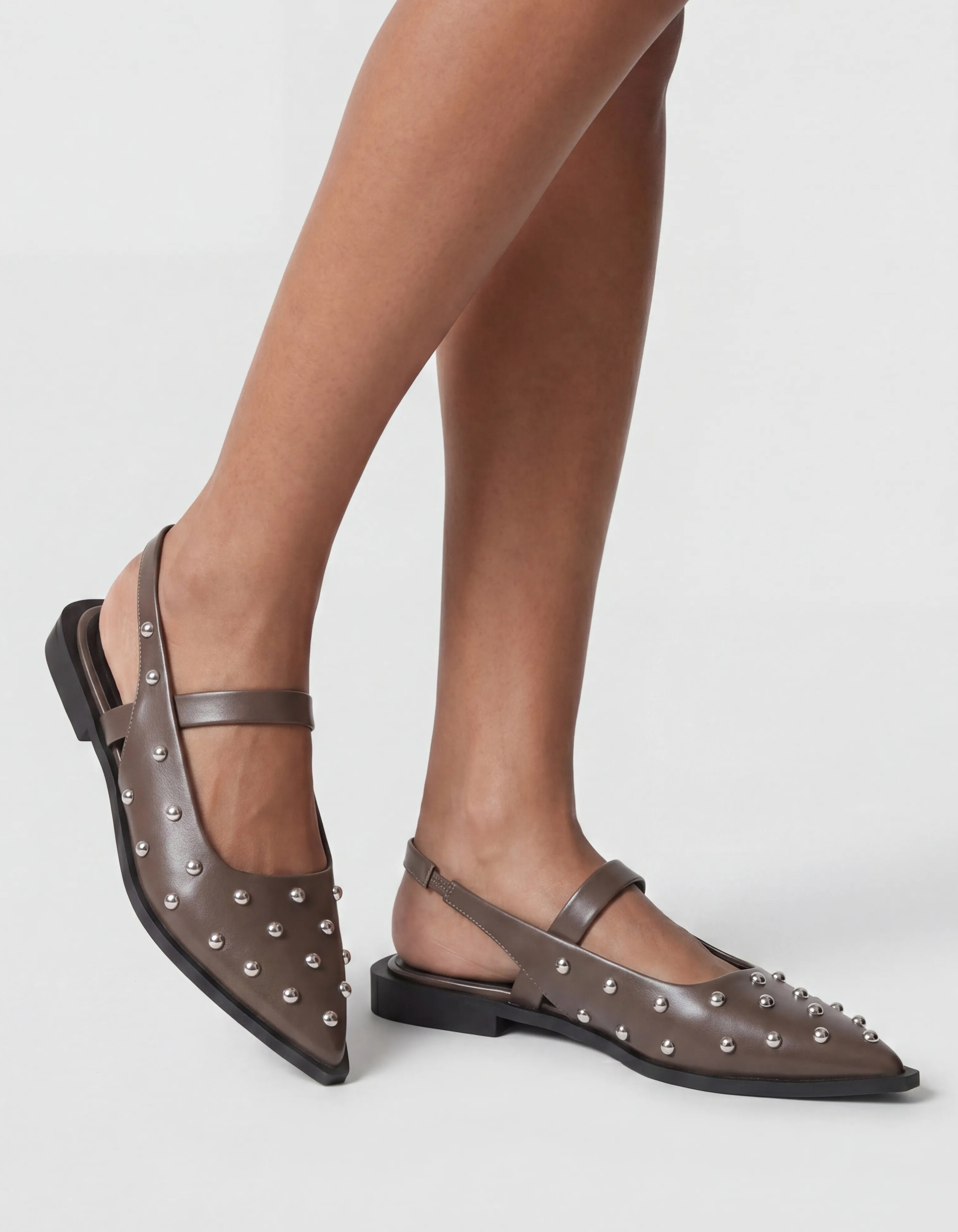 Nieten-Slingback Braun SHOEBY SHOES