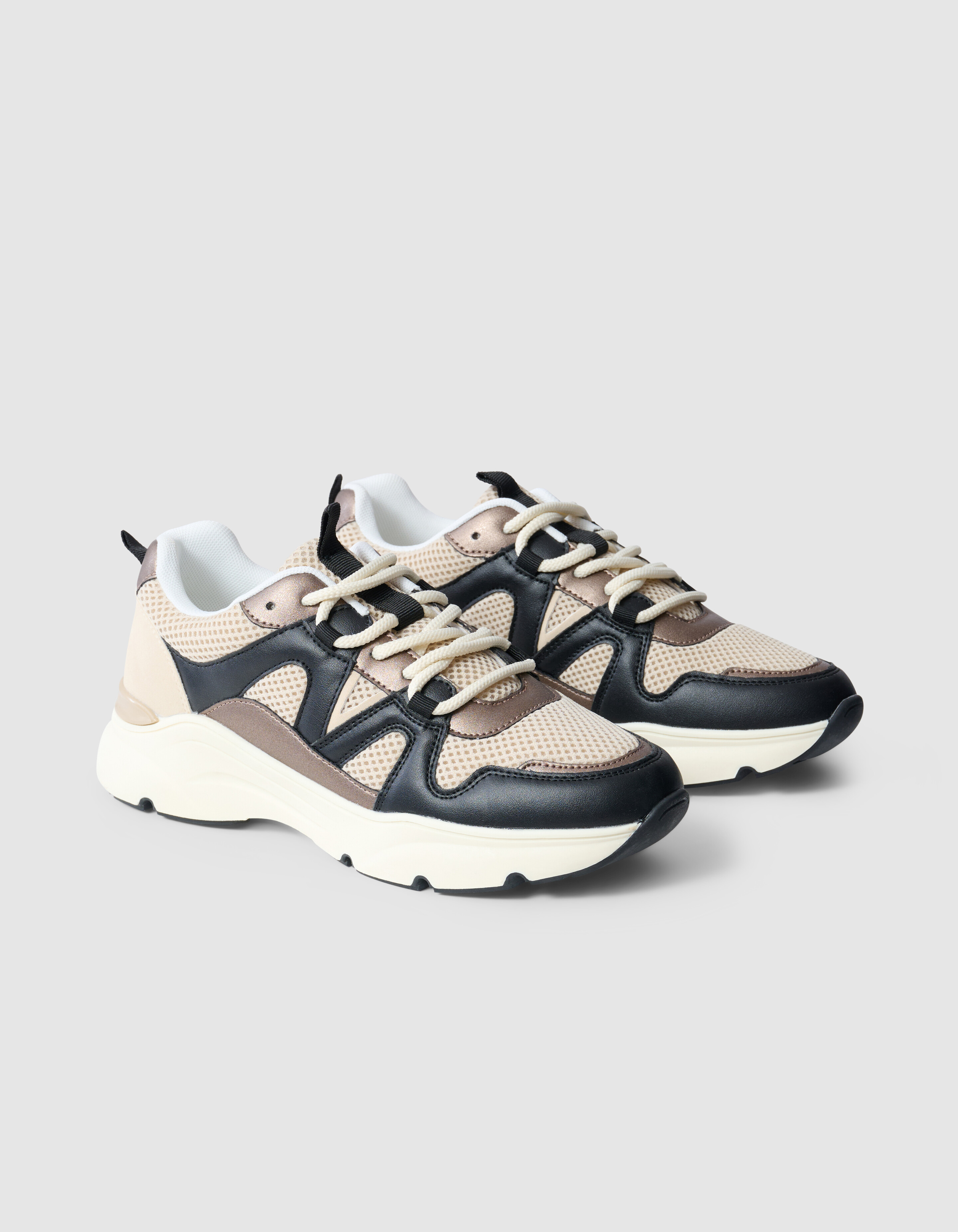 Casual Sneaker Sand/Schwarz SHOEBY SHOES