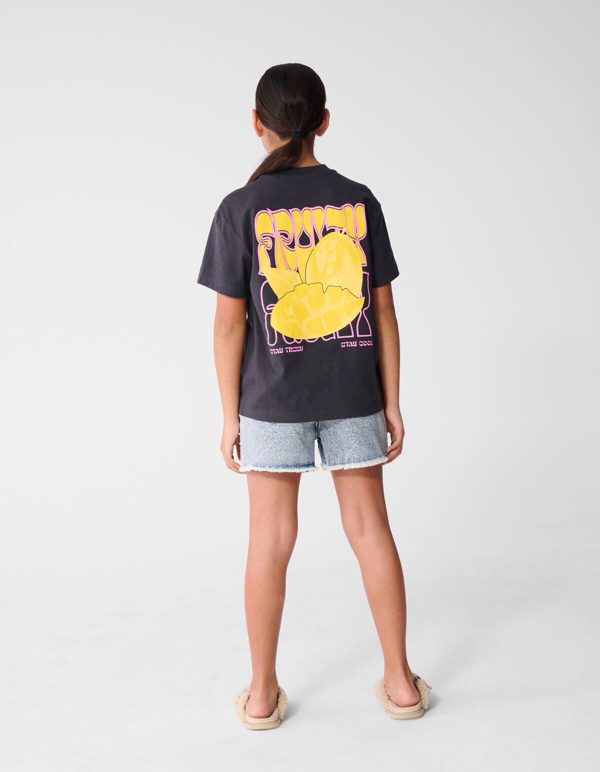 Fruity Artwork T-Shirt Dunkelgrau SHOEBY GIRLS