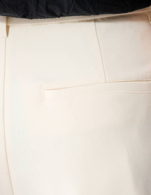 Loose Fit Hose Off-White SHOEBY WOMEN