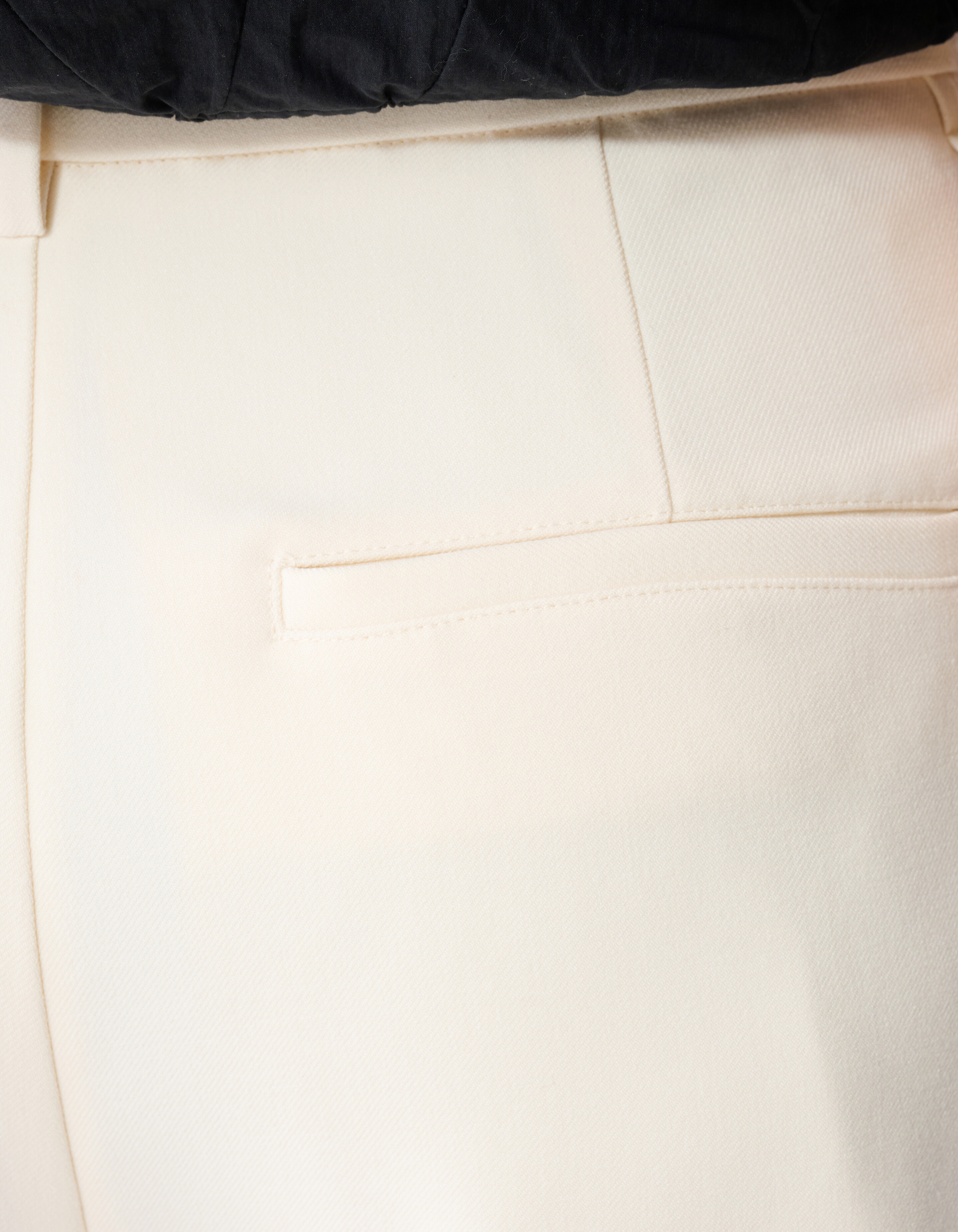 Loose Fit Hose Off-White SHOEBY WOMEN